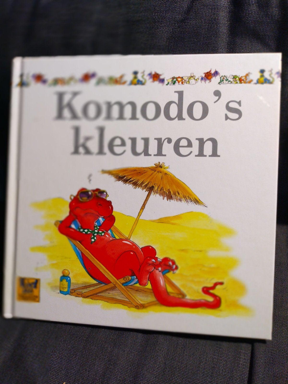 Komodo's Kleuren - Leerzaam Kinderboek over Kleuren, Ophalen of Verzenden, Zo goed als nieuw, Felicia Law, 2 tot 3 jaar