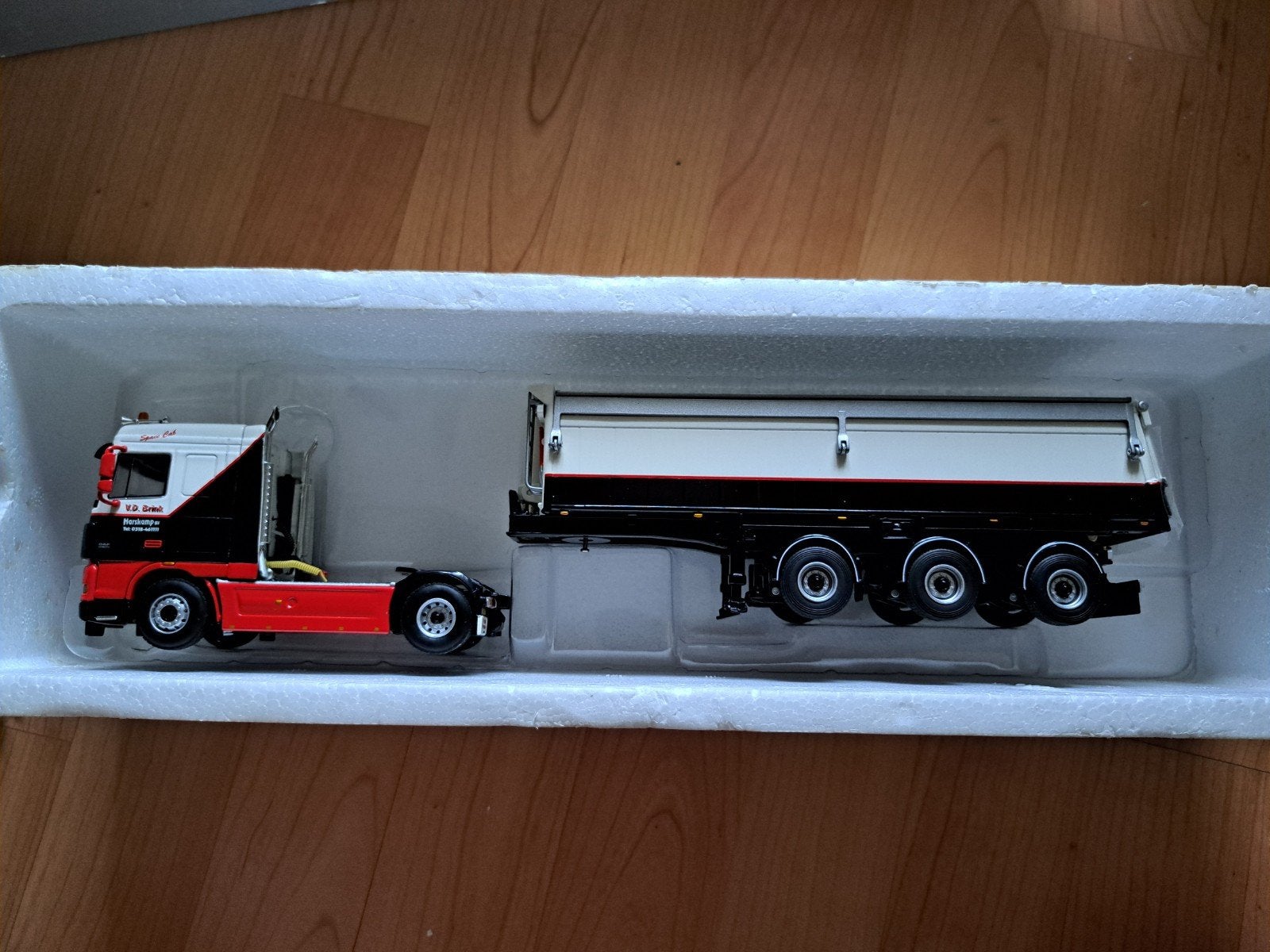 M vd Brink Harskamp, Hobby en Vrije tijd, Modelauto's | 1:50, Ophalen of Verzenden, Nieuw, Bus of Vrachtwagen, Wsi