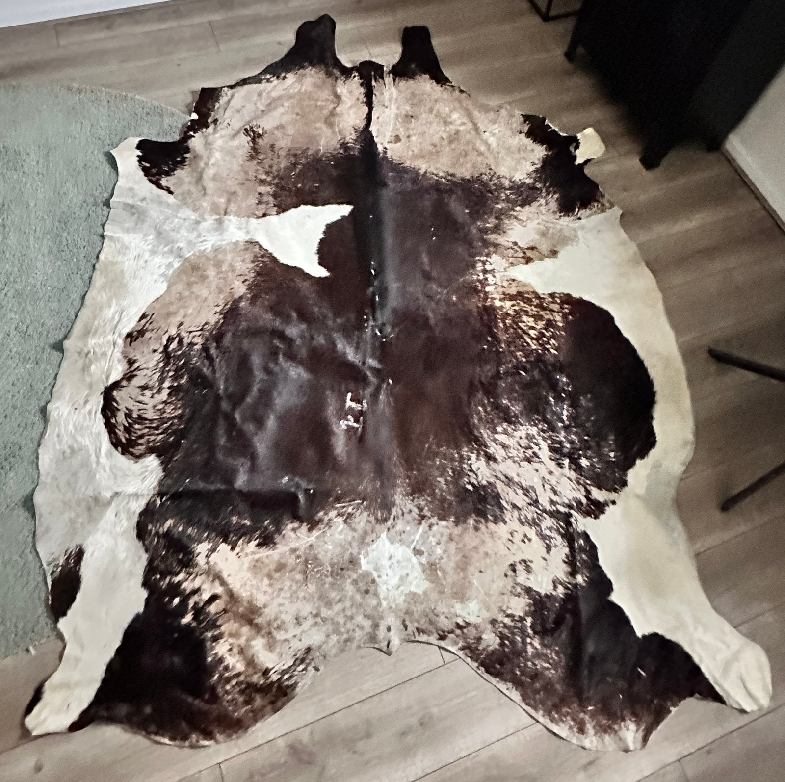 Hele gave XXL koeienhuid - Donkerbruin / Wit - 270 x 185, Koeienhuid, 150 tot 200 cm, 200 cm of meer, Ophalen of Verzenden