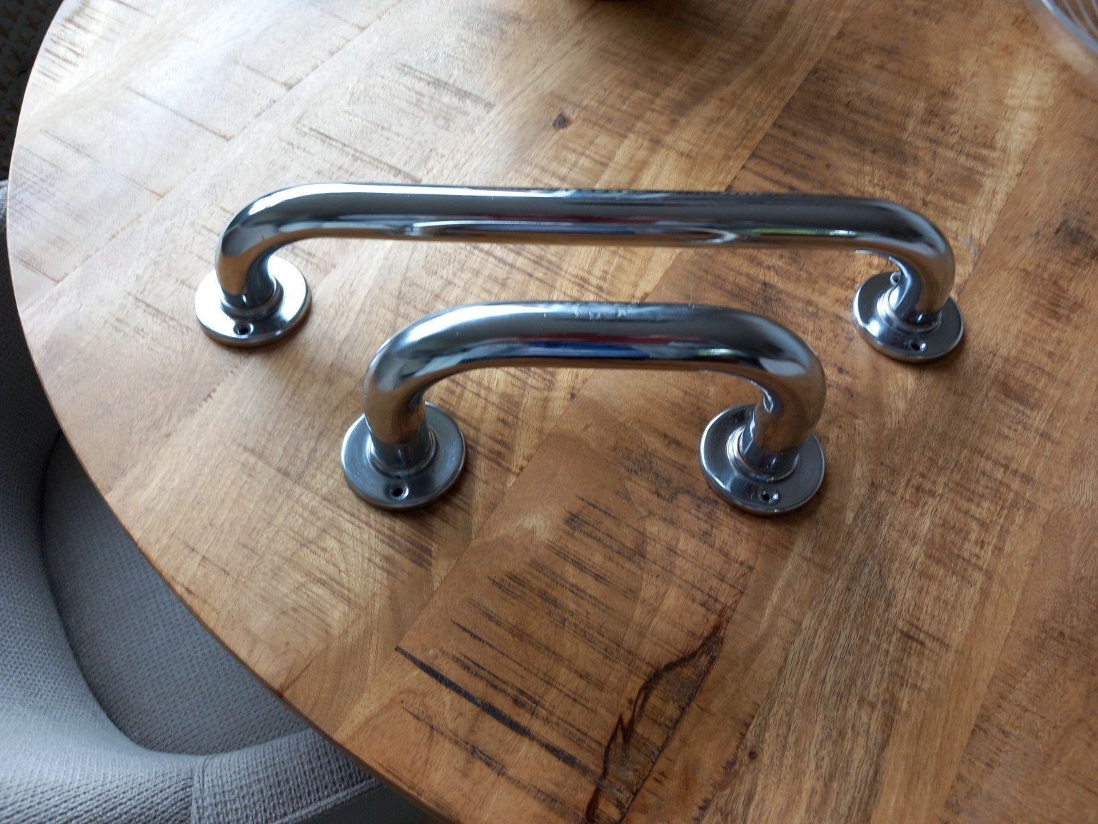 2 handbeugels voor wc of douche, Ophalen, Minder dan 100 cm