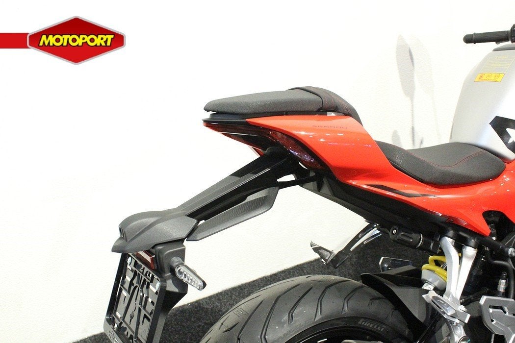 QJMOTOR SRK 800, Bedrijf, QJMOTOR, Naked bike