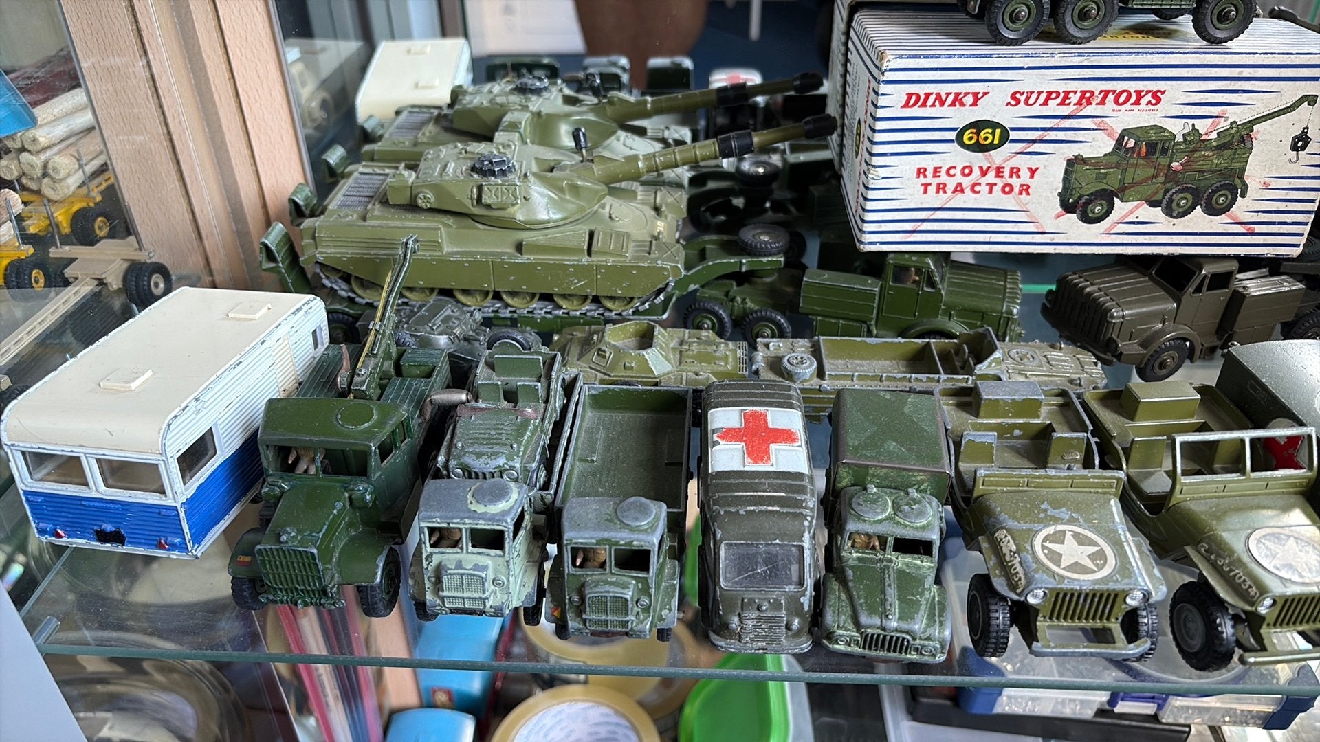 DINKY TOYS ARMY LEGER VOERTUIGEN, Hobby en Vrije tijd, Ophalen of Verzenden, Gebruikt, Auto, Dinky Toys