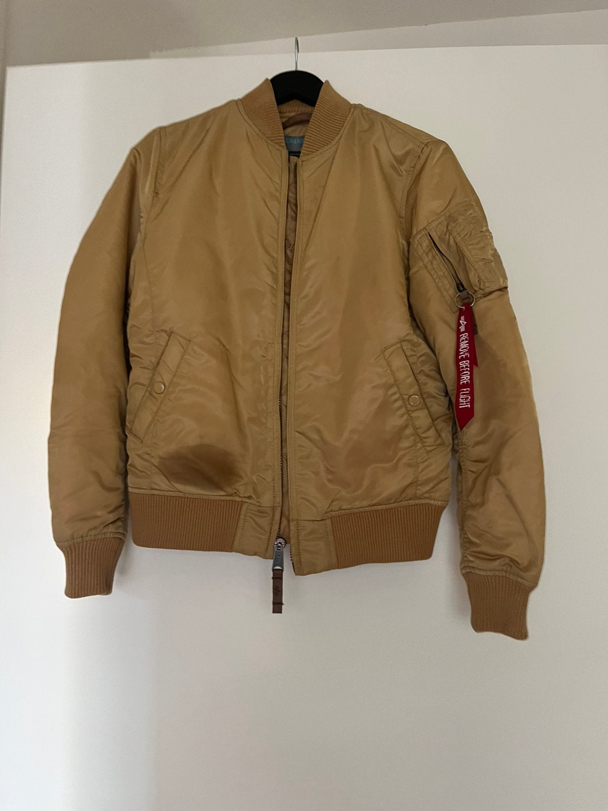 Alpha industries,bomber,goud, maat L, Ophalen of Verzenden, Gedragen, Maat 42/44 (L), Goud