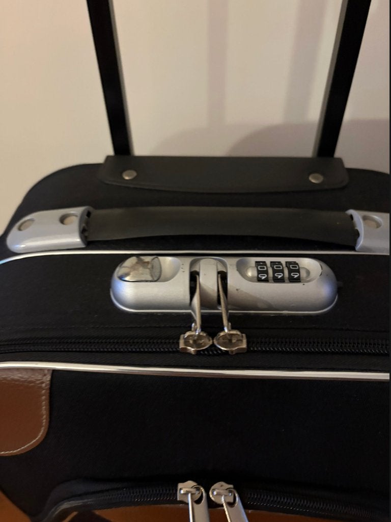 Handbagagekoffer cijferslot met 2 soepele wieltjes, Sieraden, Tassen en Uiterlijk, Koffers, Ophalen, Zo goed als nieuw, Zacht kunststof