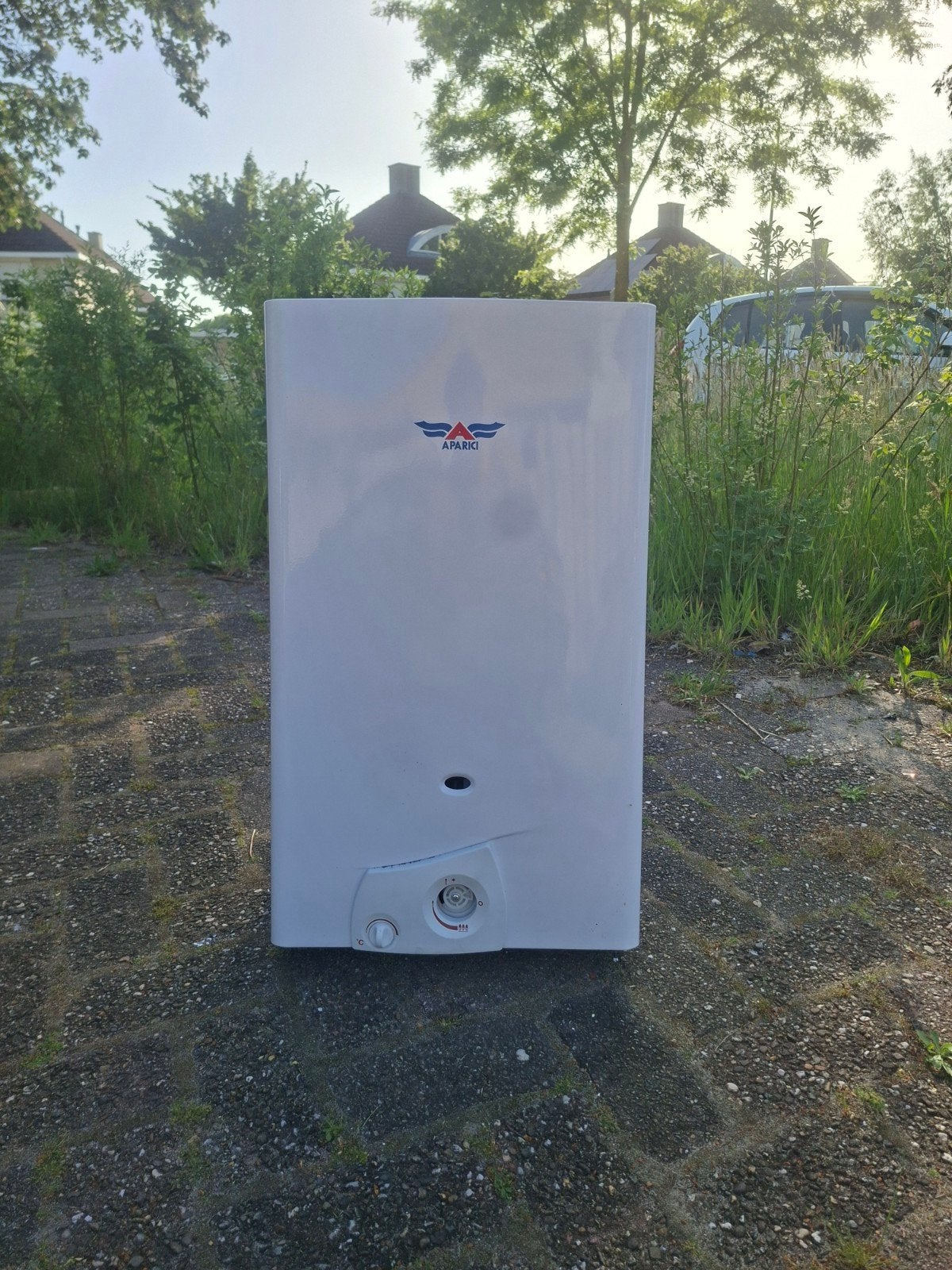 Aparici Open Badgeiser Geiser - Compact en Efficiënt, Doe-het-zelf en Verbouw, Geisers en Boilers, Ophalen, Aardgas, Geiser, Zo goed als nieuw