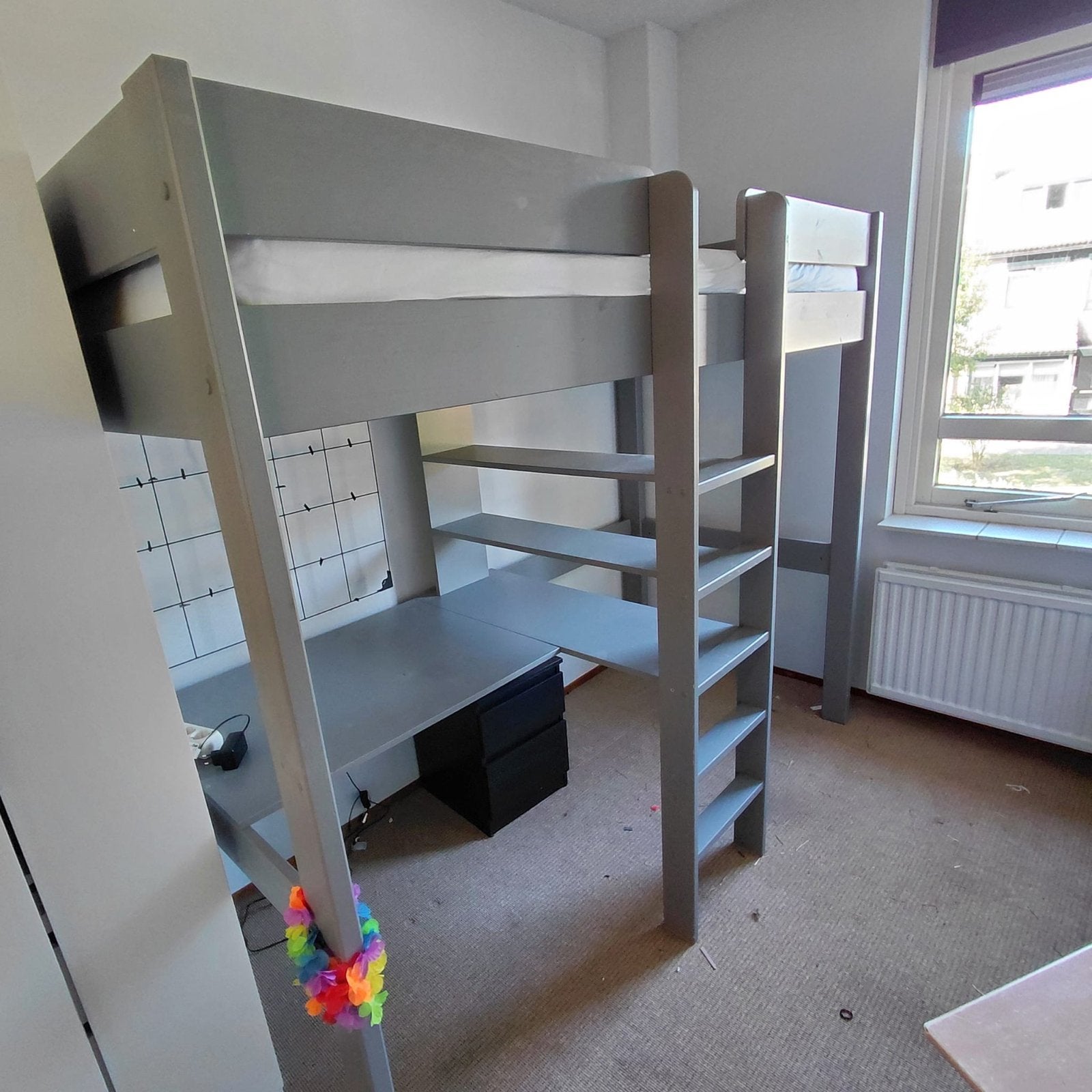 Hoogslaper met bureau en matras - Grijs, Ophalen, Hoogslaper, Eenpersoons, 160 tot 180 cm