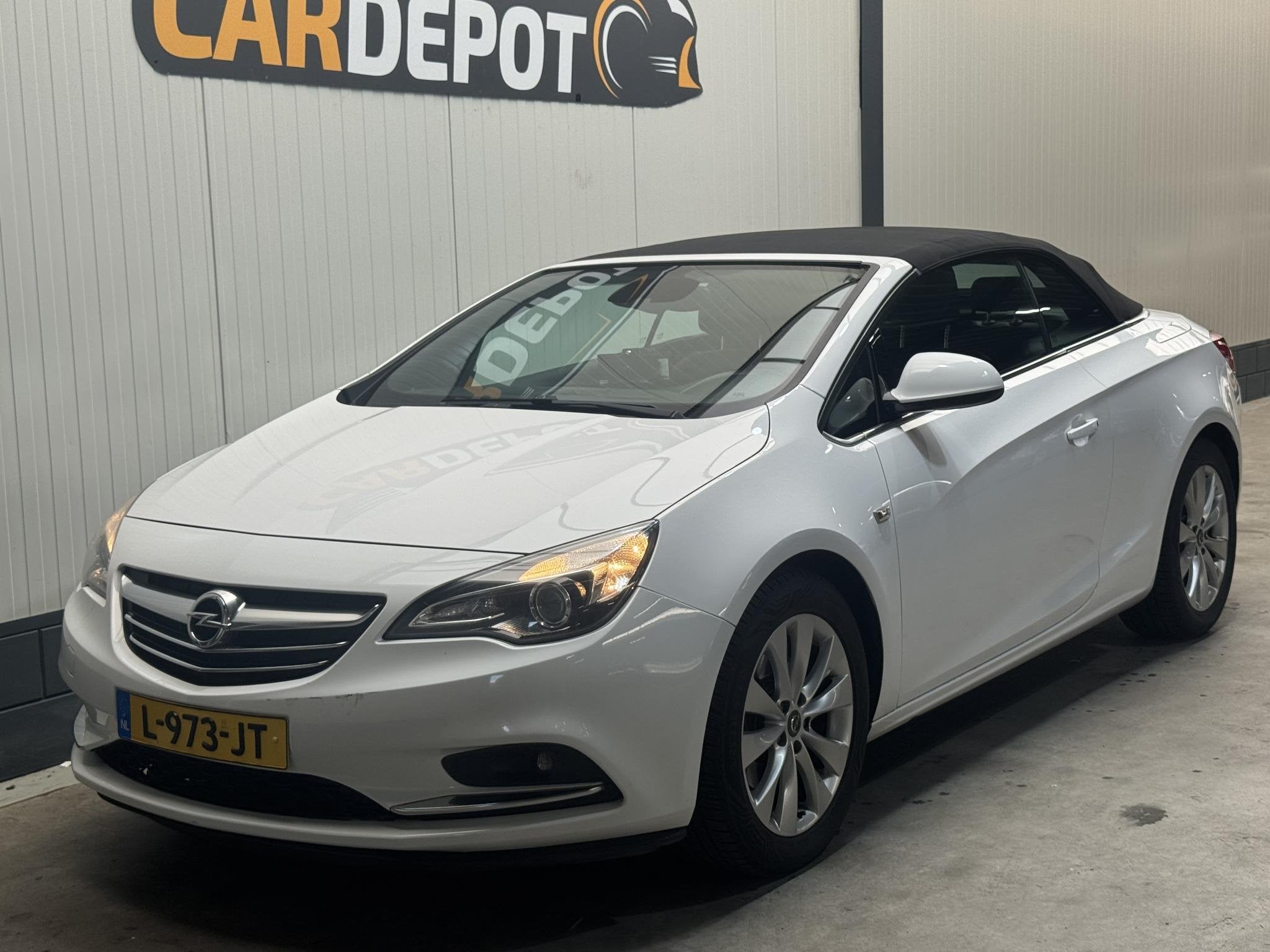 Opel Cascada 1.4 Turbo ecoFLEX Cosmo Super Netjes Cabrio, Auto's, Voorwielaandrijving, 4 cilinders, Cabriolet, 4 stoelen