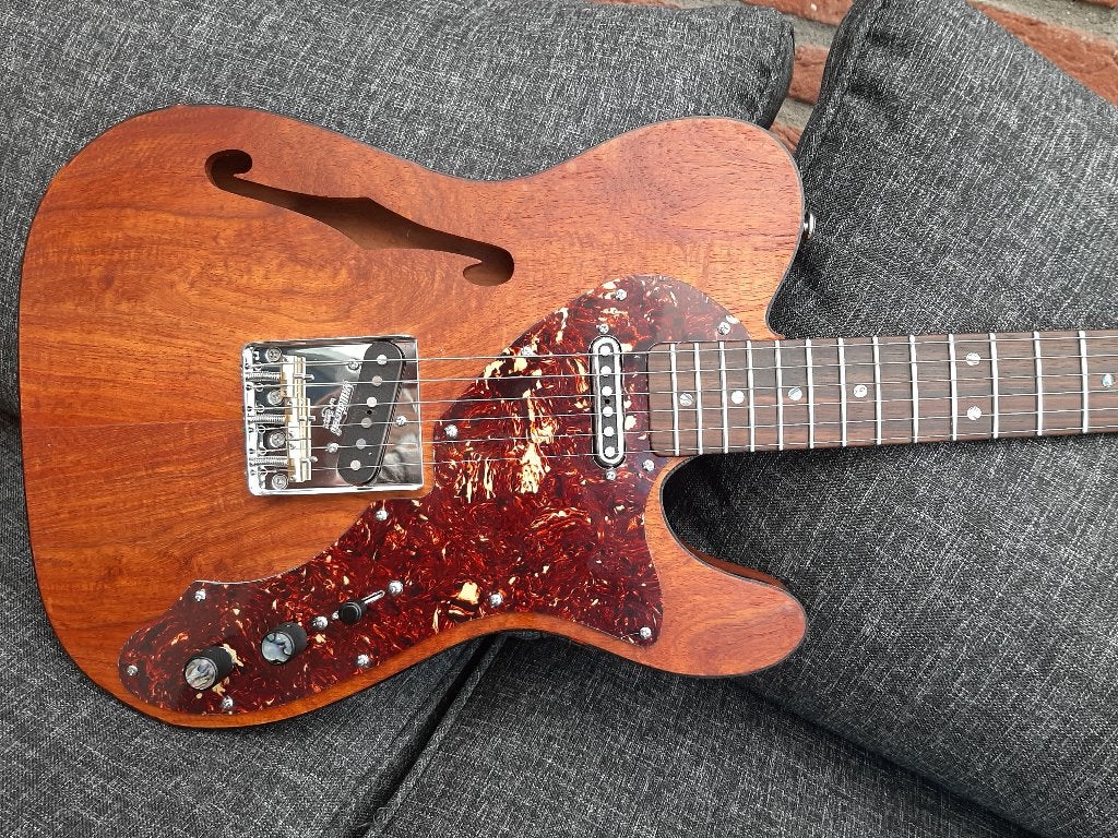 Telecaster Thinline Koa, Ophalen of Verzenden, Zo goed als nieuw, Semi-solid body, Overige merken
