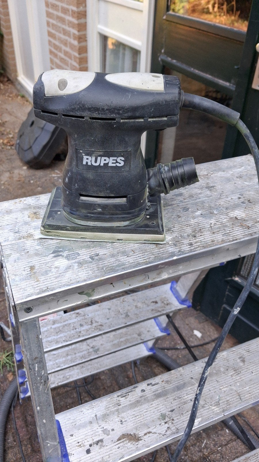schuurmachine RUPES LE71T, Doe-het-zelf en Verbouw, Gereedschap | Schuurmachines, Ophalen of Verzenden, Gebruikt, Minder dan 600 watt
