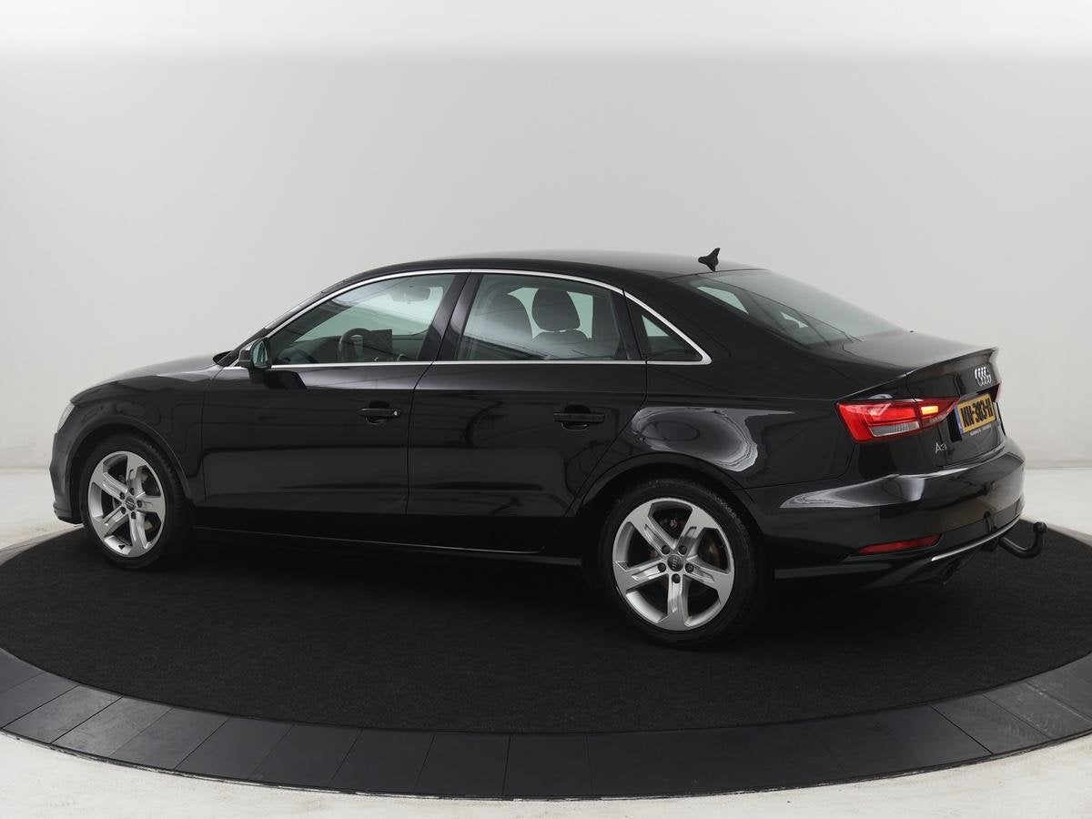 Audi A3 Limousine 1.0 TFSI Pro Line Trekhaak | Cruisecontrol, Auto's, Stof, Gebruikt, 116 pk, Zwart