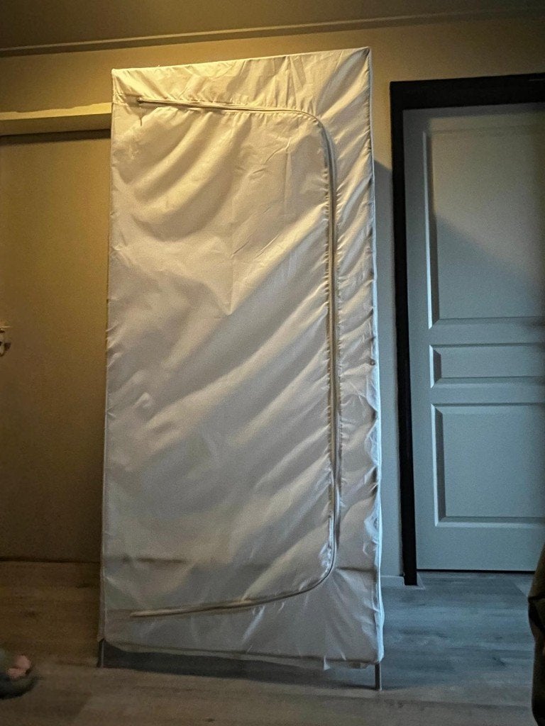 Kleding kast, Ophalen, 50 tot 100 cm, Zo goed als nieuw, 150 tot 200 cm