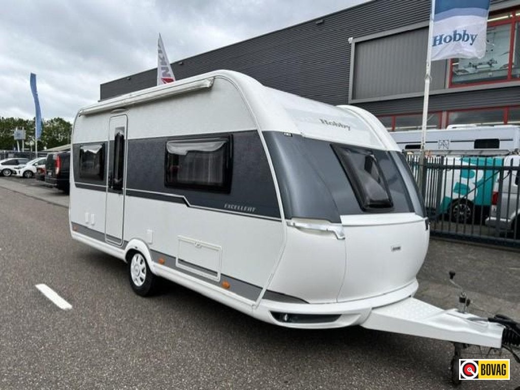 Hobby Excellent 460 UFE, Caravans en Kamperen, Overige typen, Rondzit, Hobby, Bedrijf