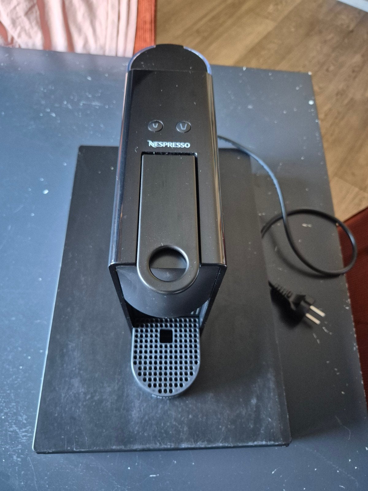 Nespresso krups koffiemachine + cuphouder/lade – compleet, Ophalen, Gebruikt, Espresso apparaat