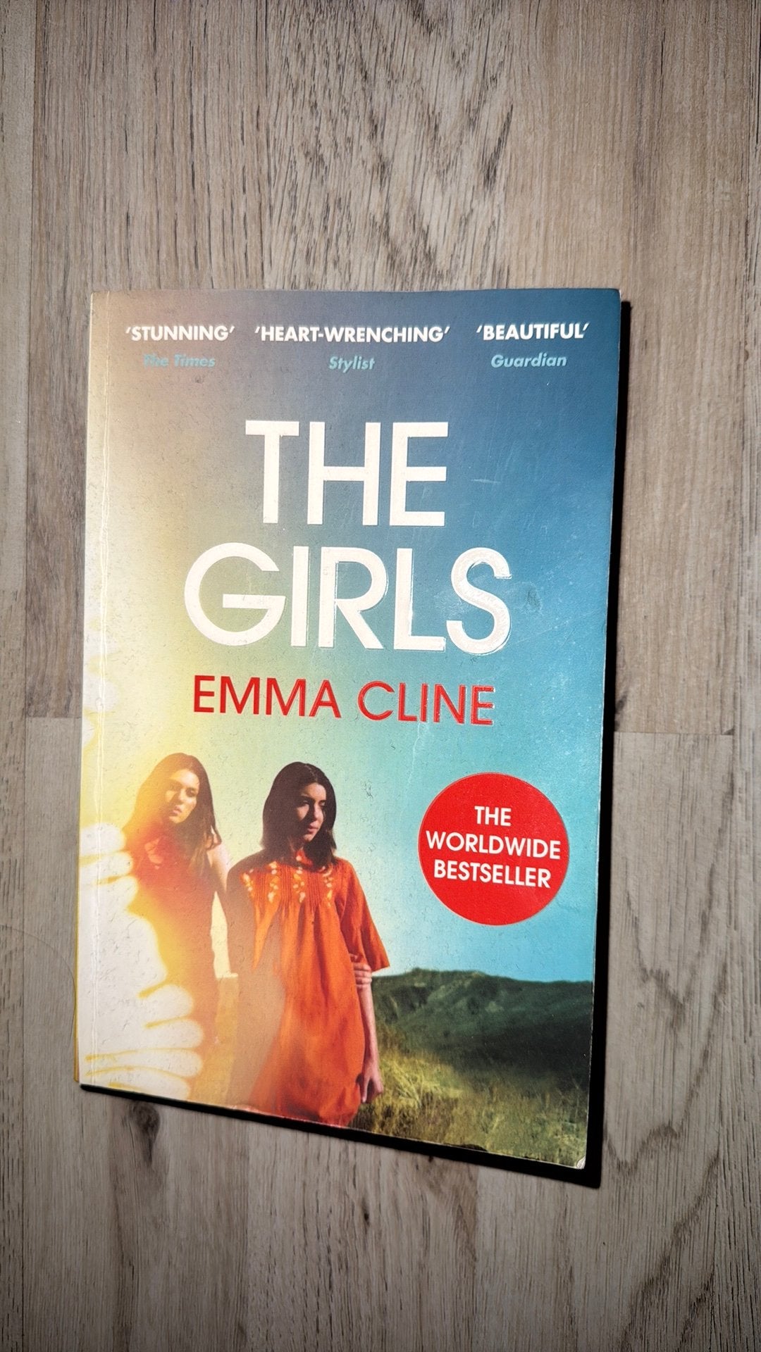 The Girls by emma cline, Boeken, Chicklit, Verzenden, Zo goed als nieuw