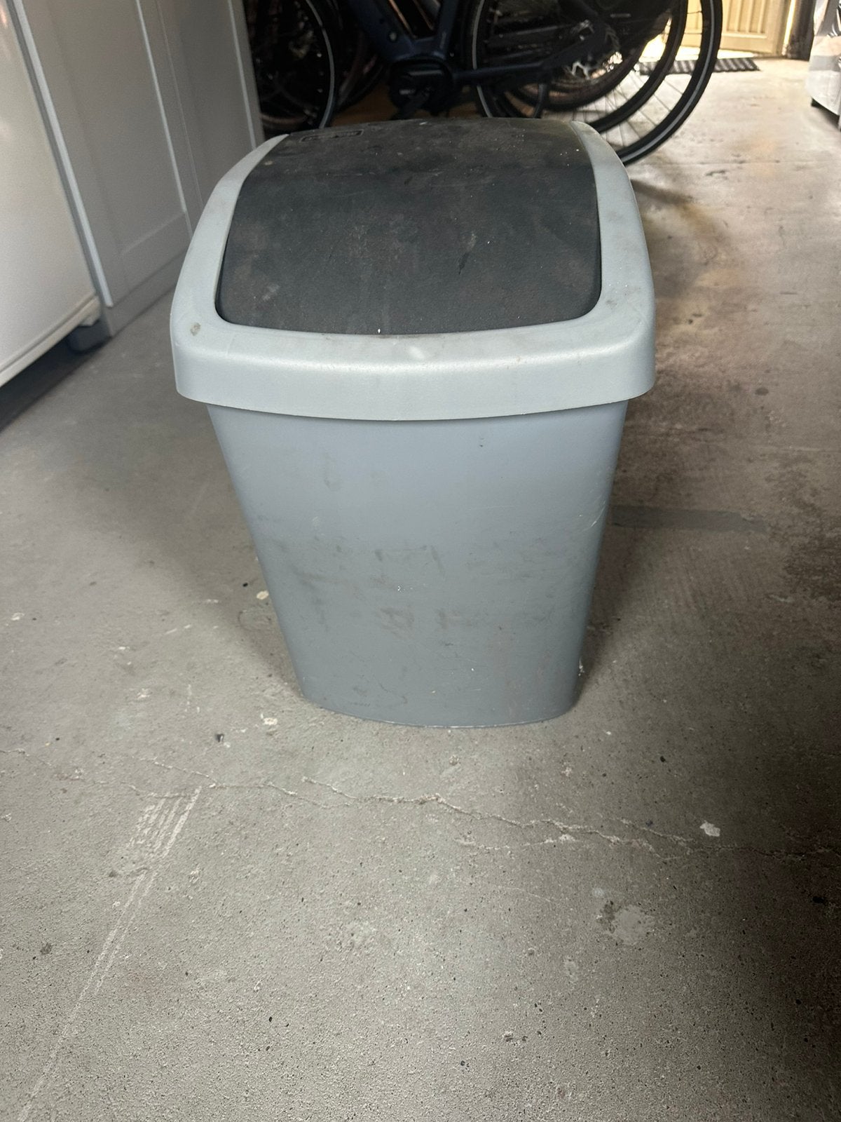 Mooie kunstof curver afval bak, 40 liter of meer, Ophalen, Zo goed als nieuw, Kunststof