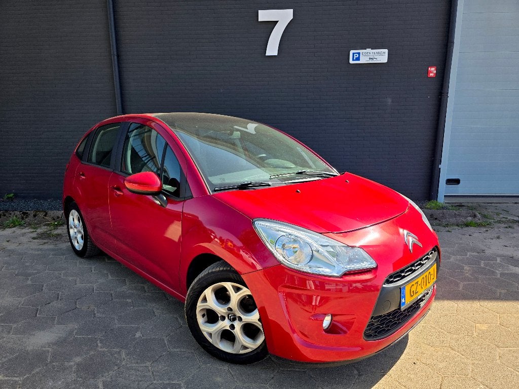 ✅️ Citroën C3 1.4 Benzine 2010 ✅️ Nieuwe APK ✅️ PANO ✅️, Auto's, Voorwielaandrijving, Euro 5, 40 €/maand, Leder en Stof