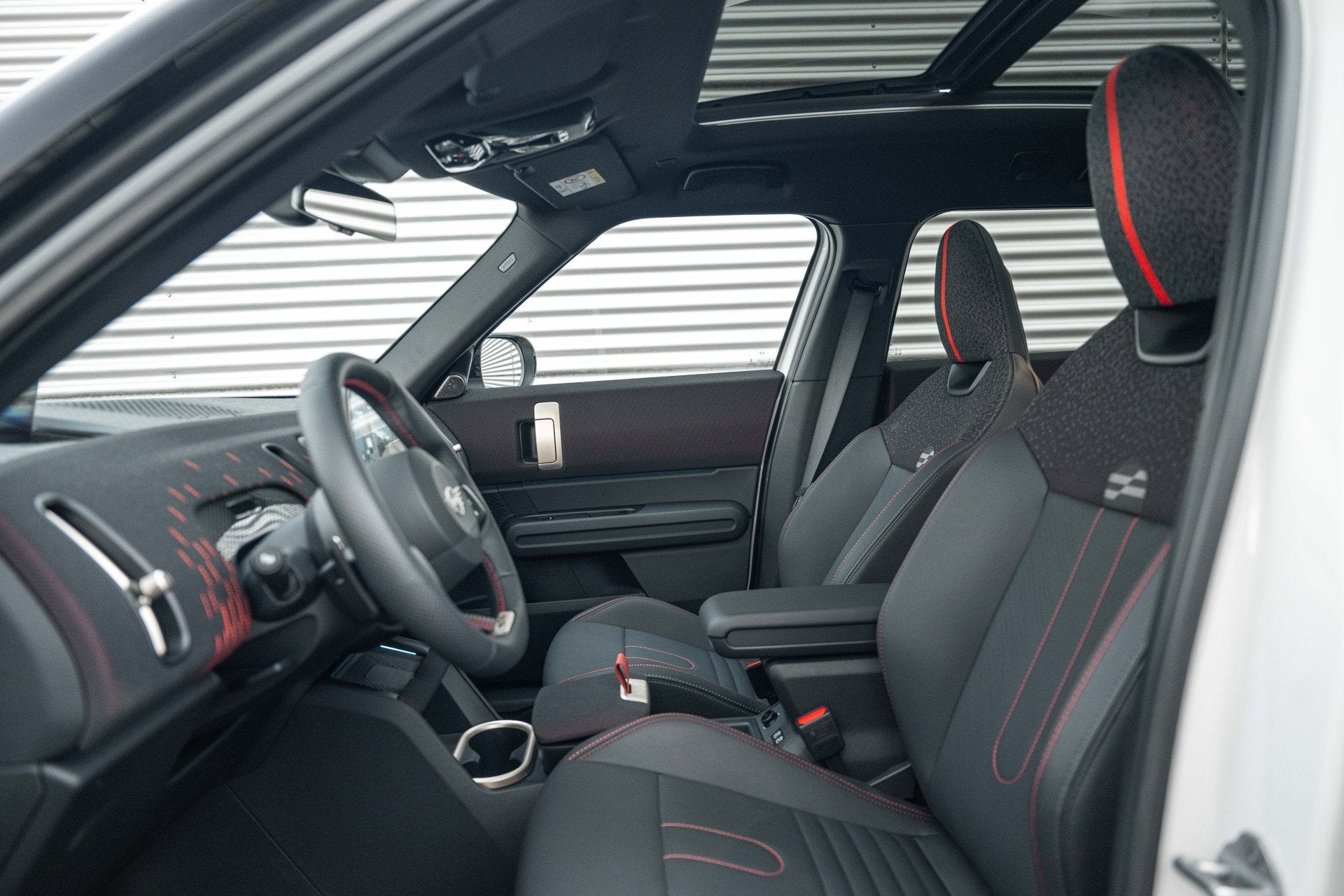 MINI Countryman JCW ALL4 Automaat / Pakket XL / JCW / Pakket, Auto's, Gebruikt, Met garantie (alle), Leder en Stof, Wit