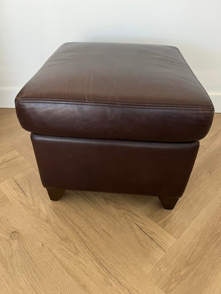 Rolf Benz poef donkerbruin leer, Ophalen, Gebruikt, Rechthoekig, 50 tot 75 cm
