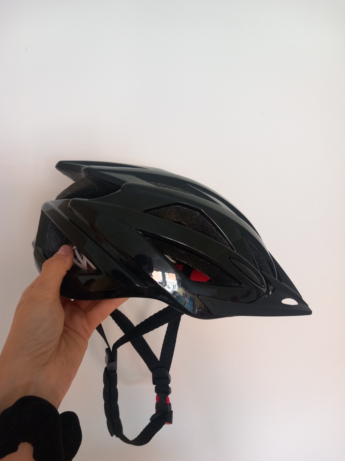 Zwarte fietshelm - Zo goed als nieuw, Fietsen en Brommers, Ophalen, Onbekend, Overige maten, Zo goed als nieuw