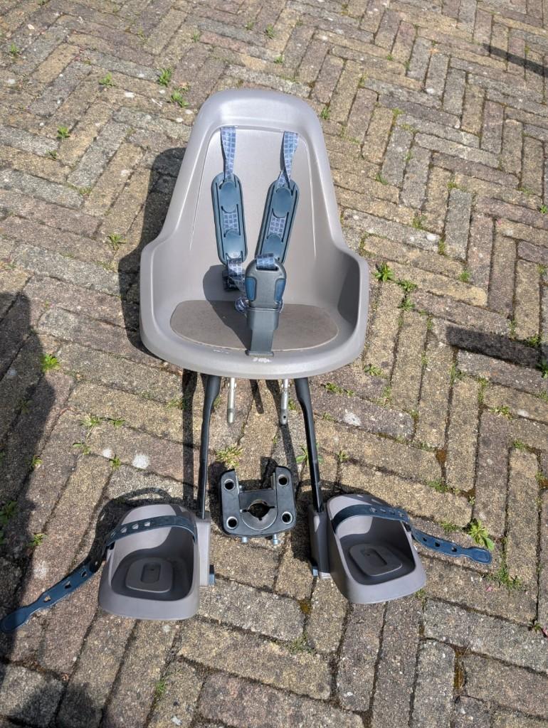bobike voorzitje met beugel, Ophalen, Voetsteuntjes, Voorzitje, Bobyke