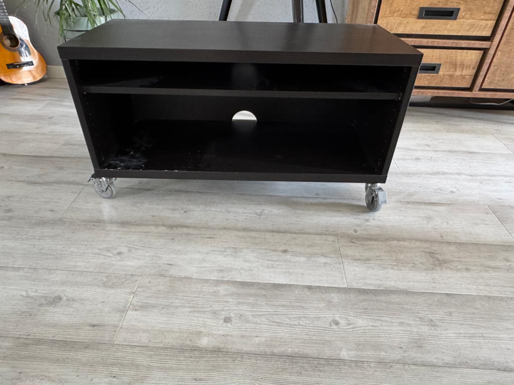 Gratis tv kastje, Ophalen, Gebruikt, 50 tot 100 cm, Minder dan 100 cm