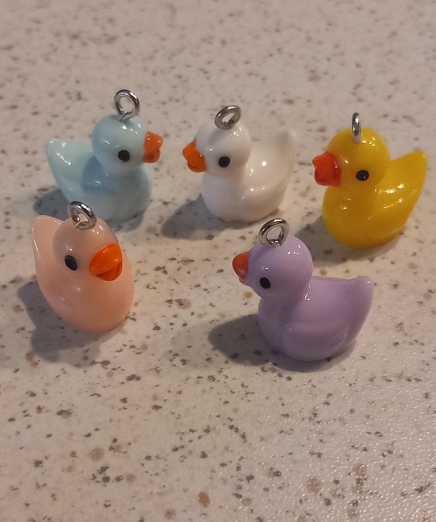 Eendjes bedel, Hobby en Vrije tijd, Kralen en Sieraden maken, Ophalen of Verzenden, Nieuw, Bedel