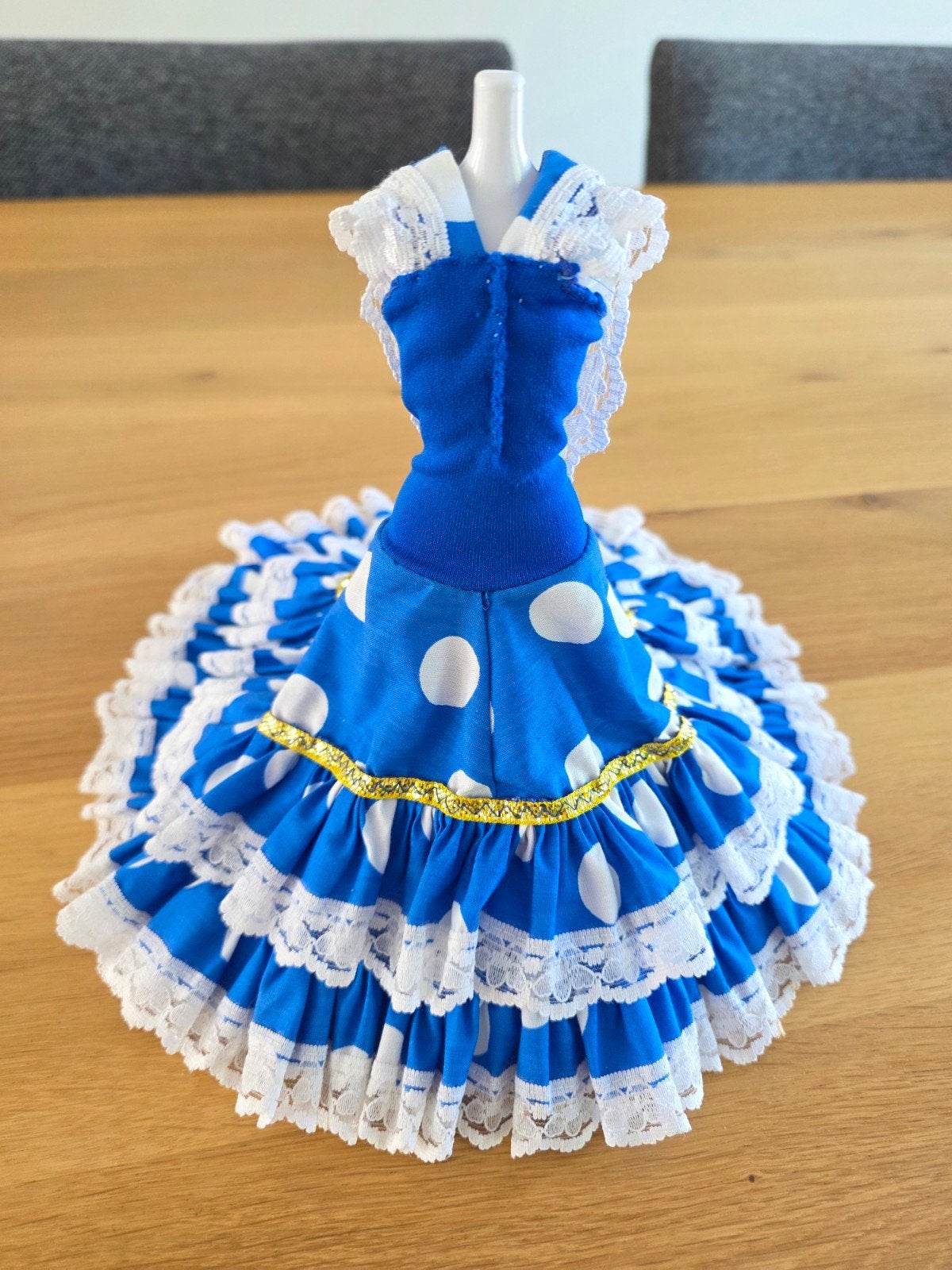Barbie flamenco Spaanse jurk, Ophalen of Verzenden, Gebruikt, Kleertjes