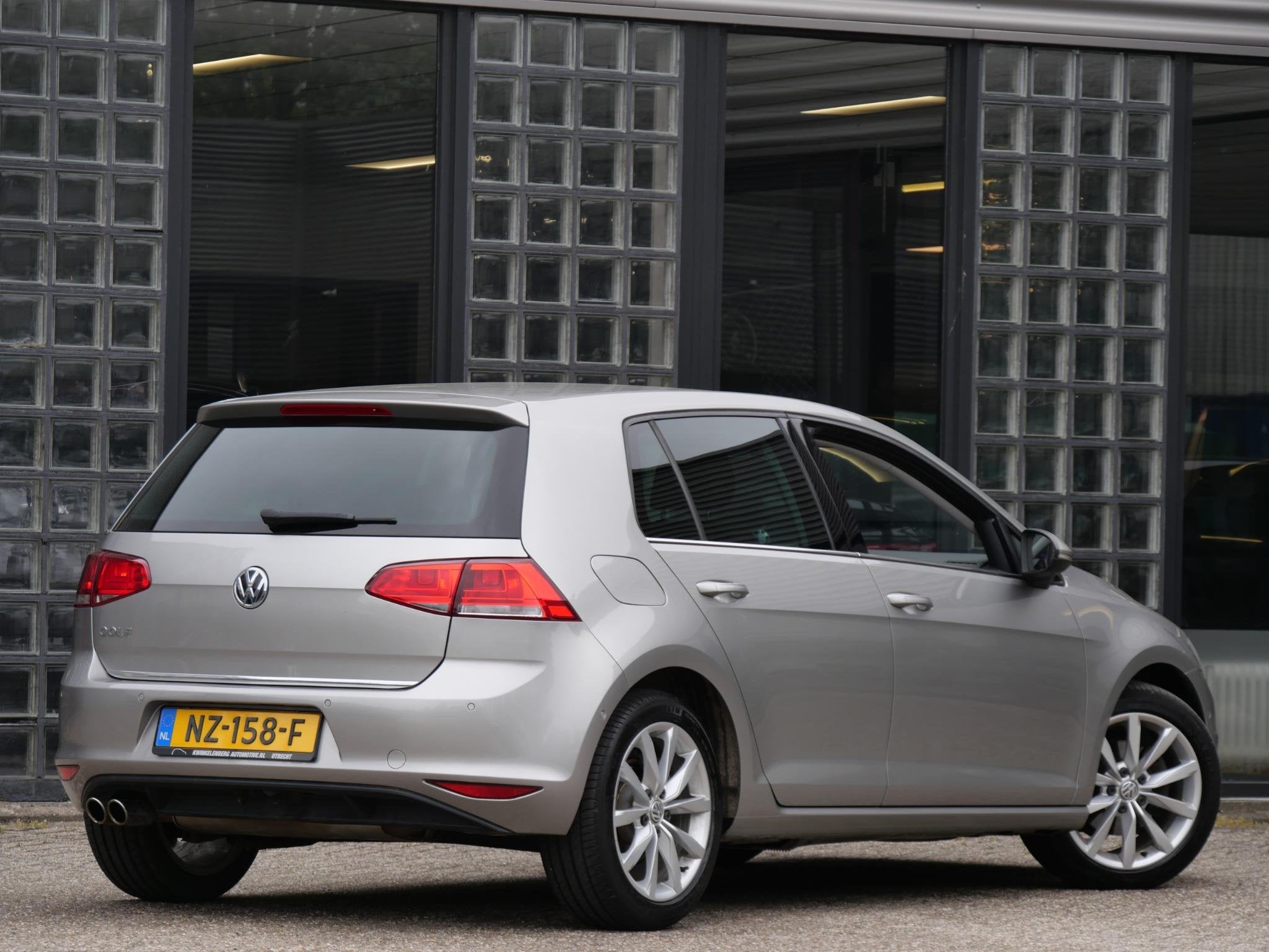 Volkswagen Golf 5D 1.2TSi COMFORTLINE/ PDC V+A/ 17INCH VELGE, Euro 5, Stof, Gebruikt, 4 cilinders