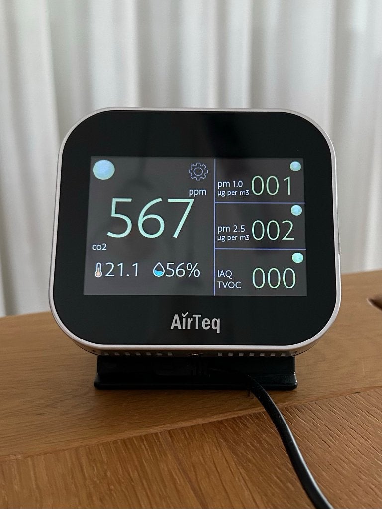 AirTeq / AirCheq Touch Aero Luchtkwaliteitsmeter, Ophalen of Verzenden, Zo goed als nieuw, Overige meters