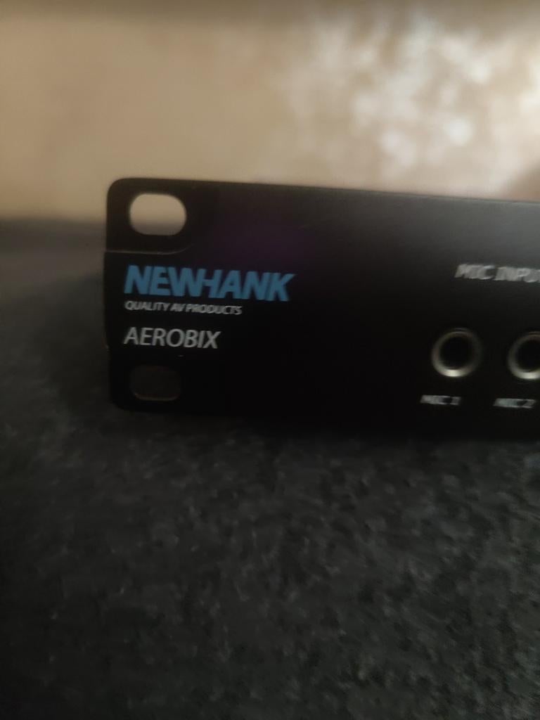 Newhank Aerobix Mixer - Compacte Audio Mixer, Muziek en Instrumenten, Ophalen of Verzenden, Gebruikt, Minder dan 5 kanalen, Microfooningang