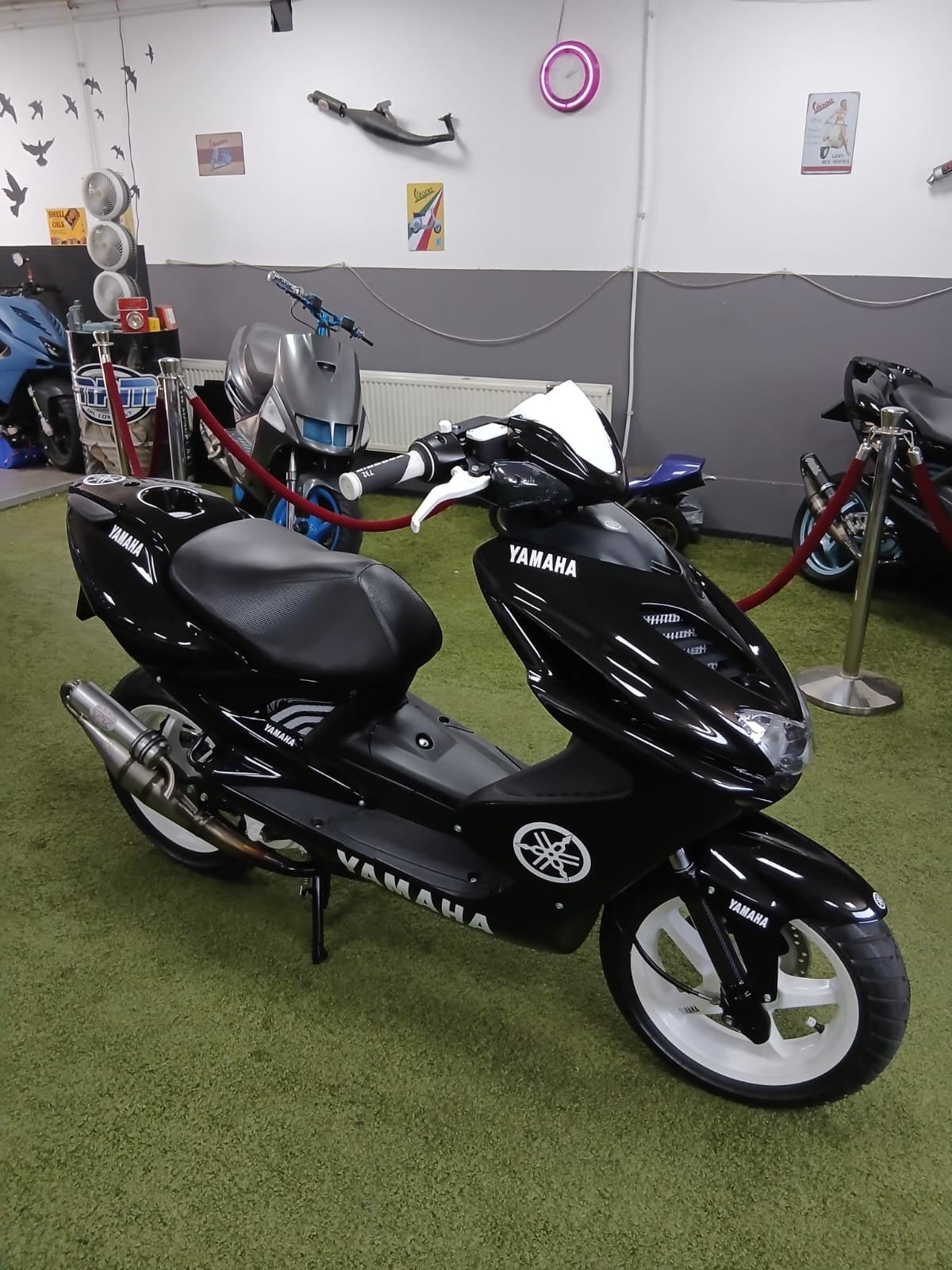 YAMAHA AEROX, Fietsen en Brommers, Scooters | Yamaha, Aerox, Benzine, Ophalen