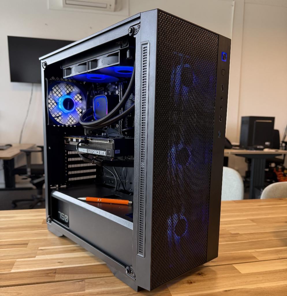 Gaming PC Ryzen 5 + RTX 5060 | NU €850 i.p.v. €1050, Zelf gebouwde pc, Zo goed als nieuw, De Beek 8a, 3871 MS Hoevelaken, SSD