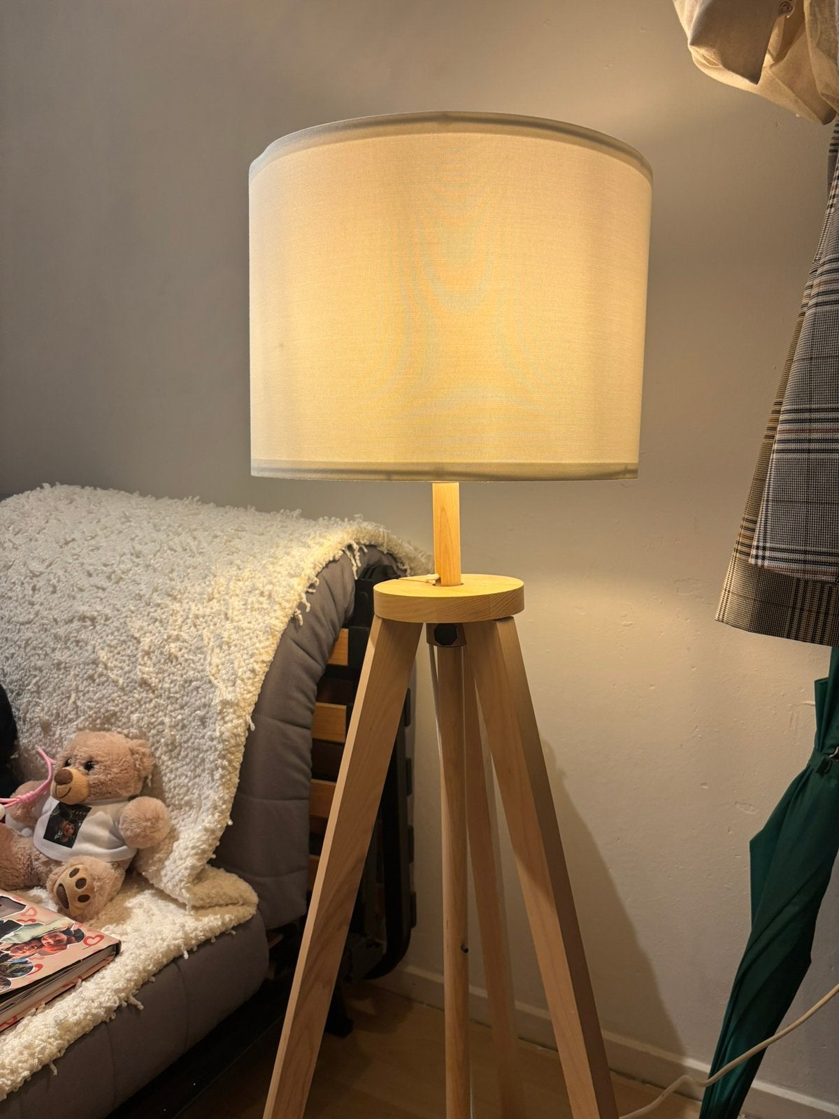 LAUTERS Floor lamp, ash/white, Huis en Inrichting, Lampen | Vloerlampen, Ophalen of Verzenden, Zo goed als nieuw