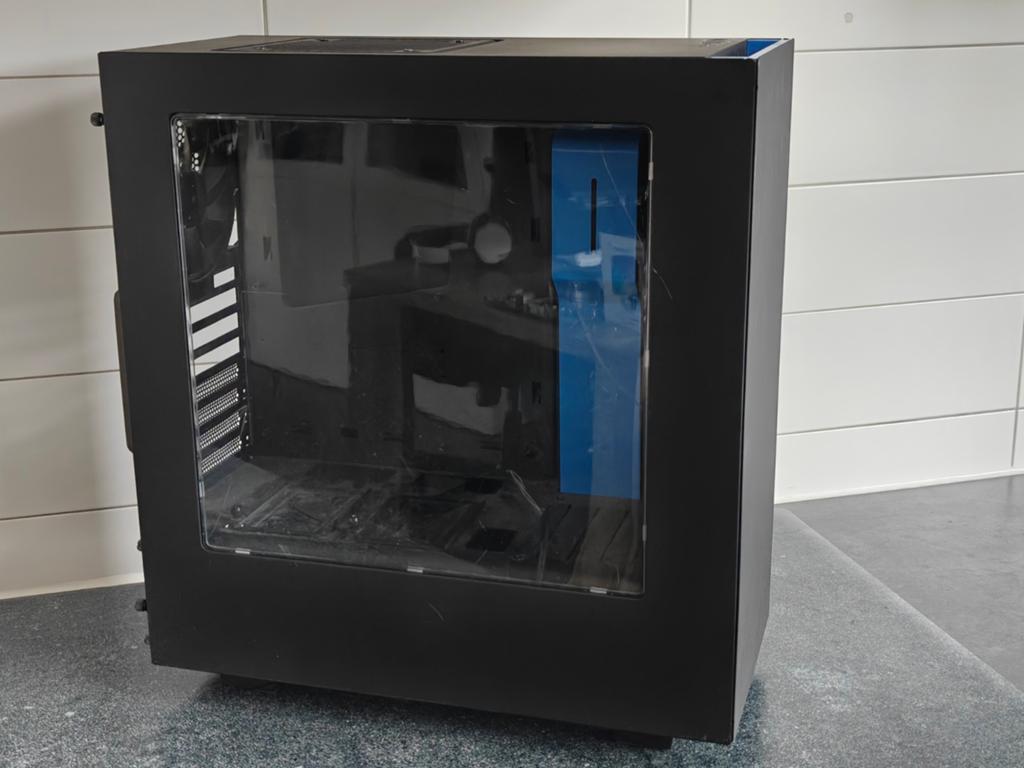 NZXT Source 340 Black/Blue Mid Tower Case, Computers en Software, Computerbehuizingen, Ophalen of Verzenden