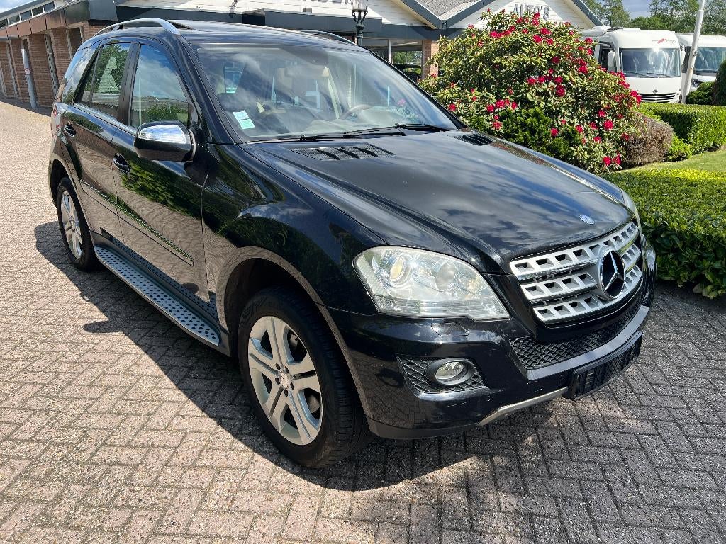 Mercedes ML 320 CDI 2010, Dak, Auto's, Automaat, Beige, Leder, Bedrijf