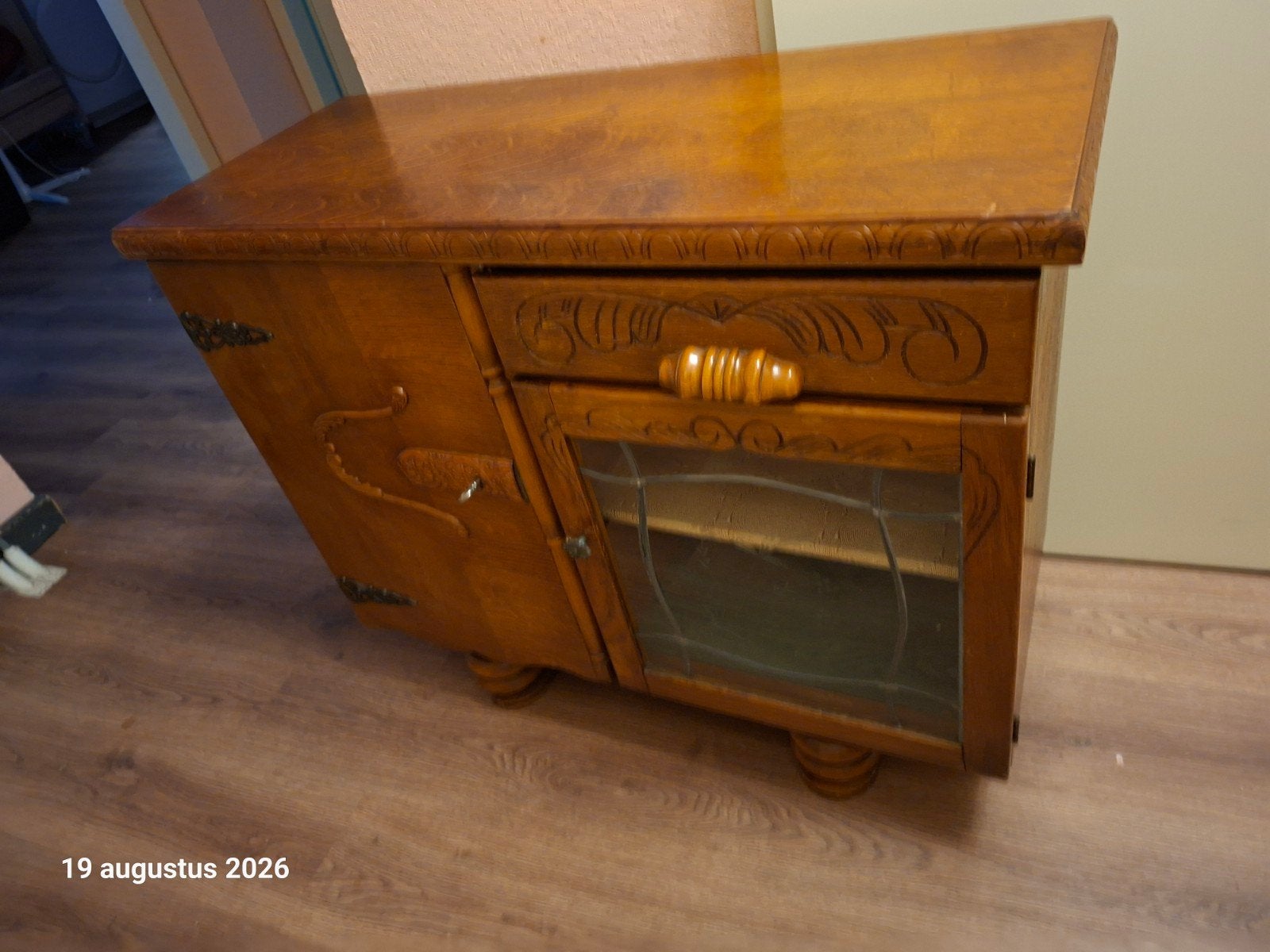 Antieke eikenhouten kast - Oud maar in nieuwstaat!, Ophalen