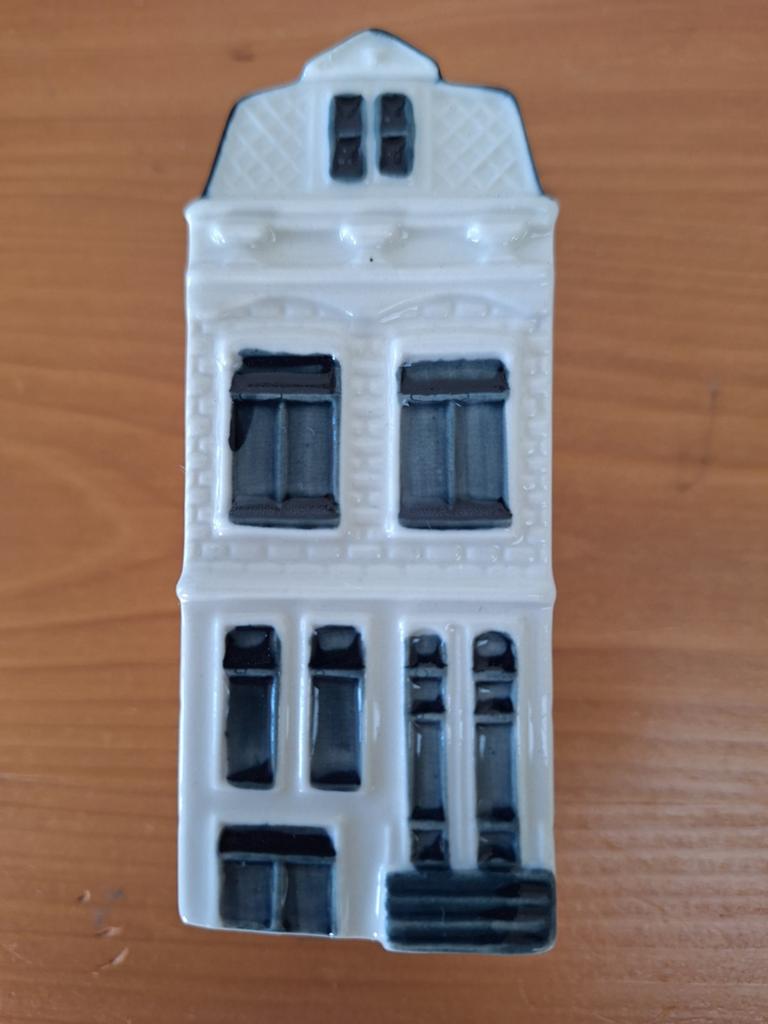 KLM Huisje 71 uit 2026 - Zo goed als nieuw en Gevuld, Verzamelen, KLM Huisjes, Ophalen of Verzenden