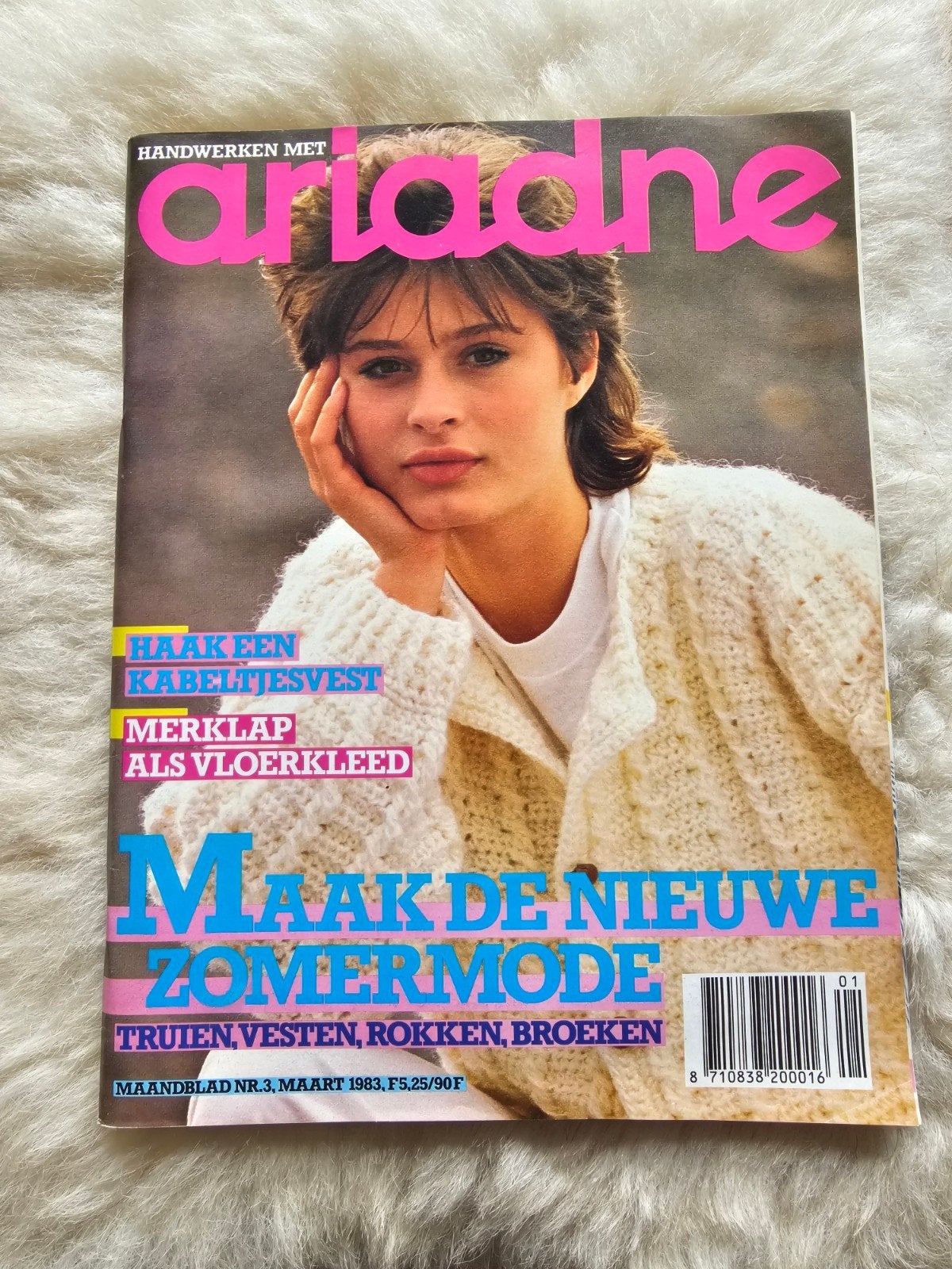 Vintage handwerk tijdschrift Ariadne Nr 3. 1983, Ophalen of Verzenden, Gelezen, Damesbladen