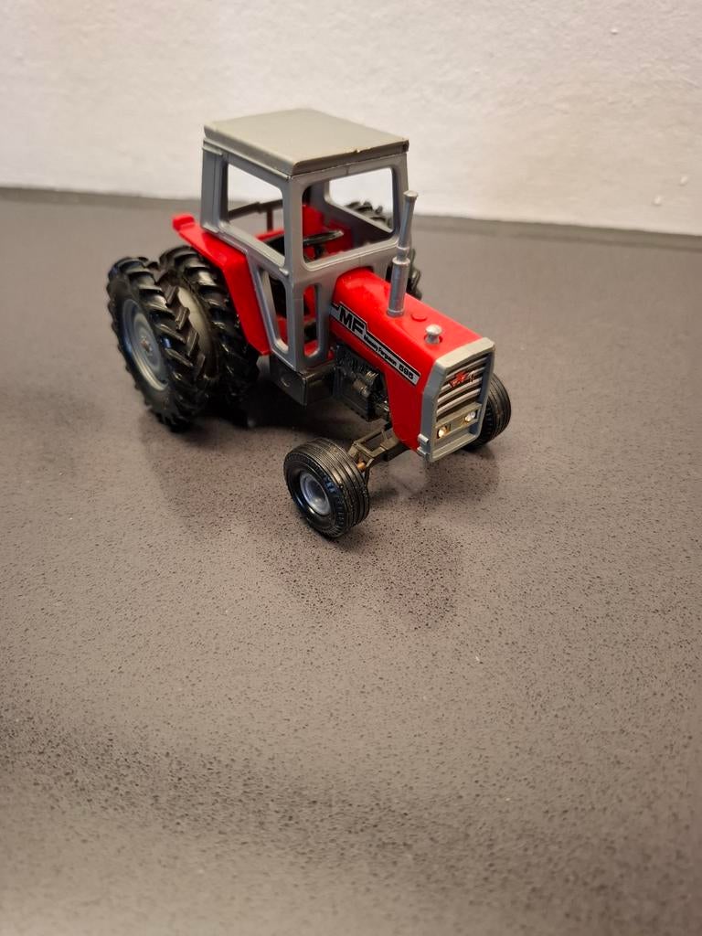 Te koop britains mf 595 dubbellucht, Ophalen of Verzenden, Zo goed als nieuw, Tractor of Landbouw, Britains