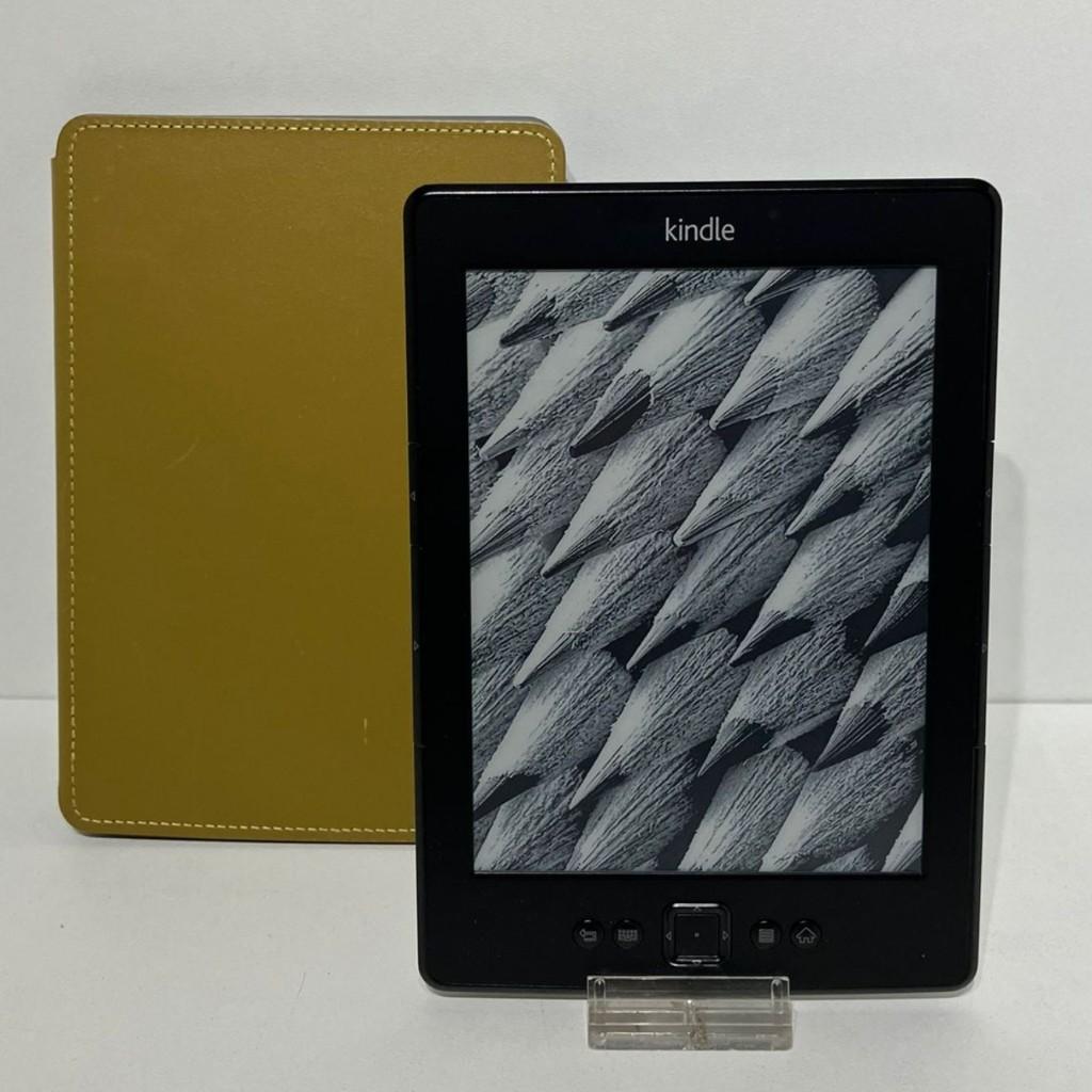 Kindle Amazon 4de Generatie 6inch E-Reader in Hoes, Computers en Software, E-readers, Ophalen of Verzenden, Gebruikt, 6 inch of minder