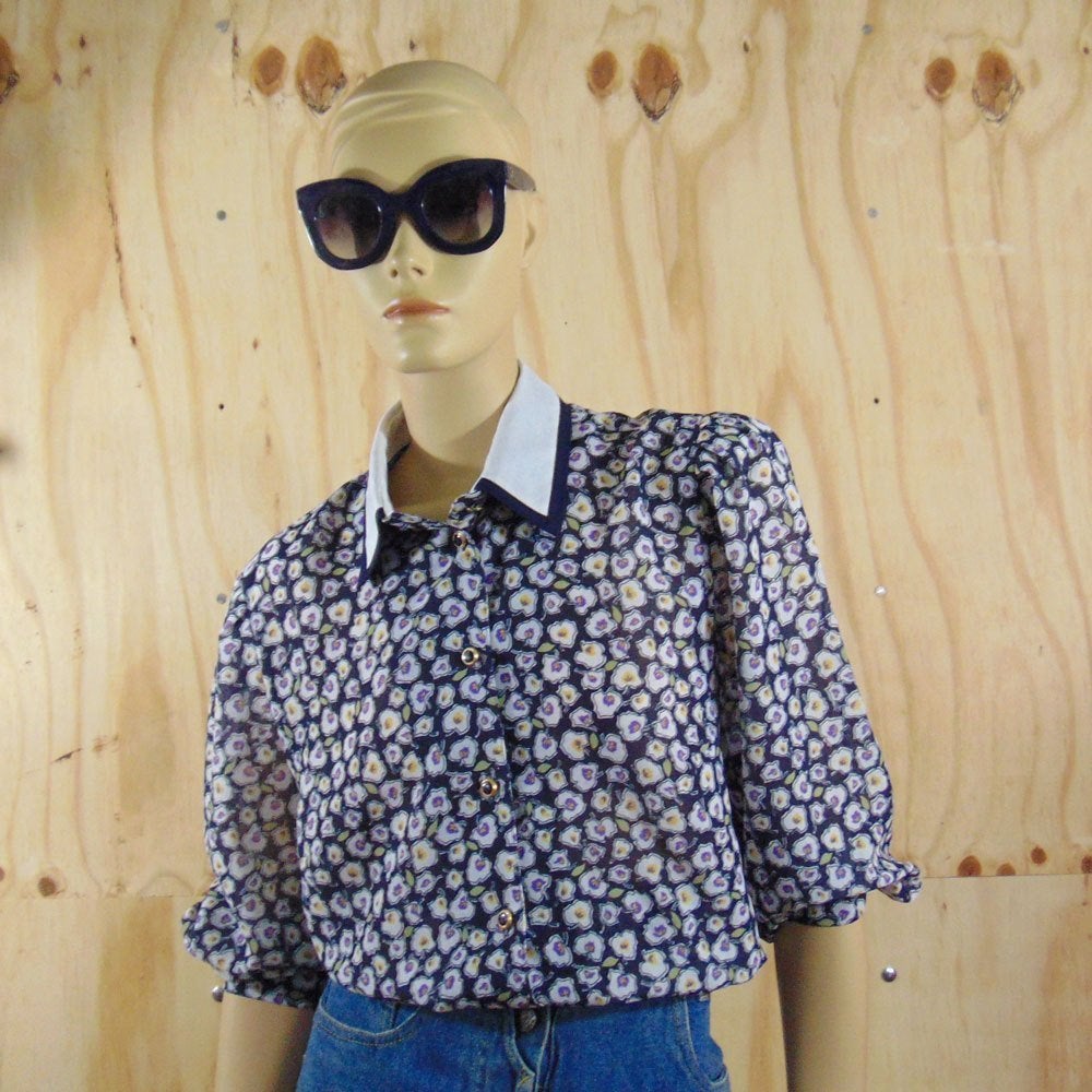 Vintage donkerblauwe blouse bloemenprint maat 40, Maat 38/40 (M), Zo goed als nieuw, Vintage, Verzenden