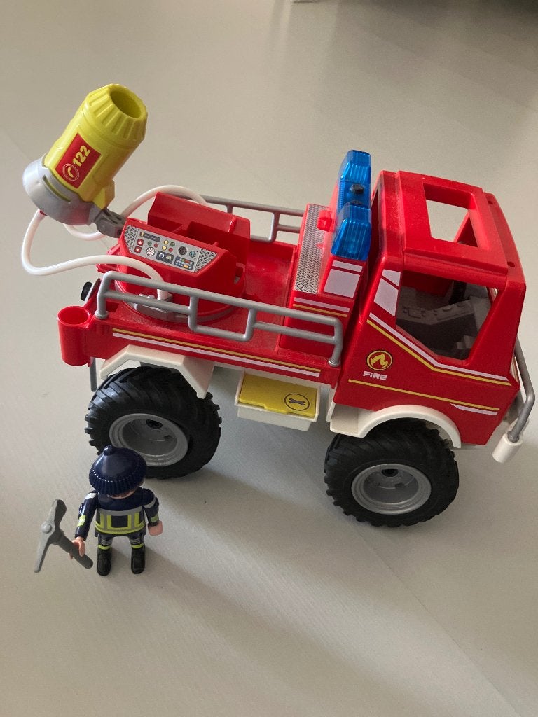 Playmobil 9466 brandweer terreinwagen, Kinderen en Baby's, Ophalen, Complete set, Voertuig, Zo goed als nieuw