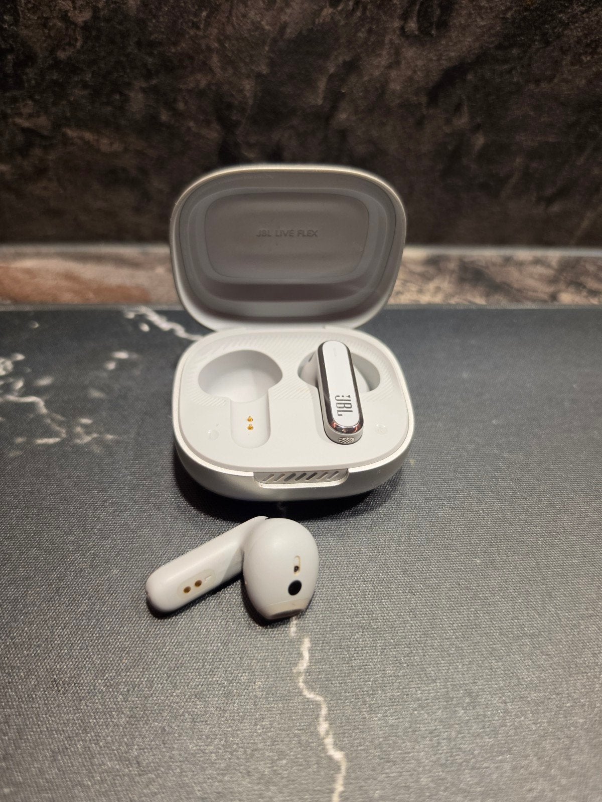 JBL Live Flex oordopjes - Zo goed als nieuw