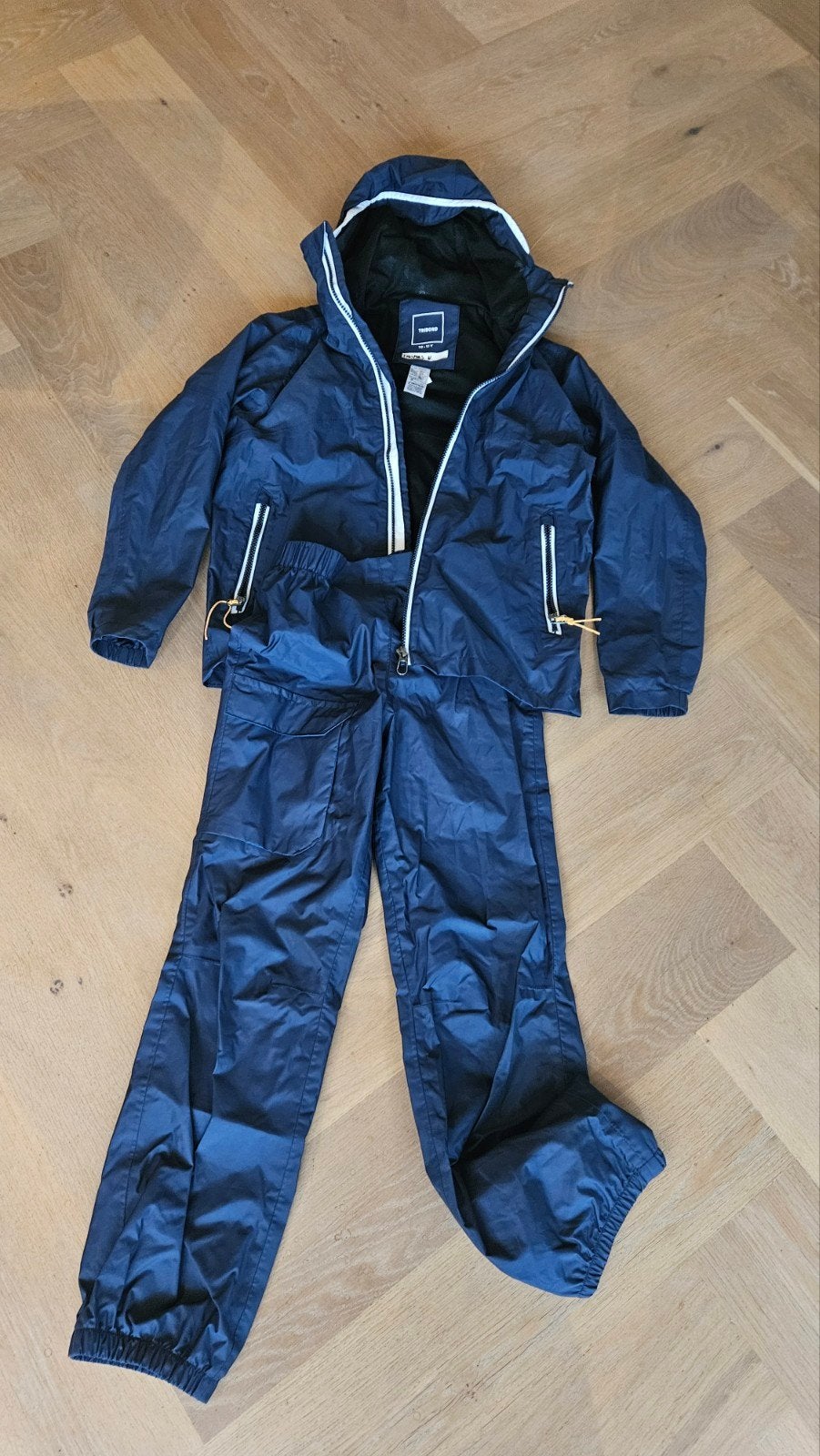 Decathlon Tribord Zeiljas 100 en Overbroek 100 (regenpak), Ophalen of Verzenden, Zo goed als nieuw, Decathlon Tribord, Jongen of Meisje