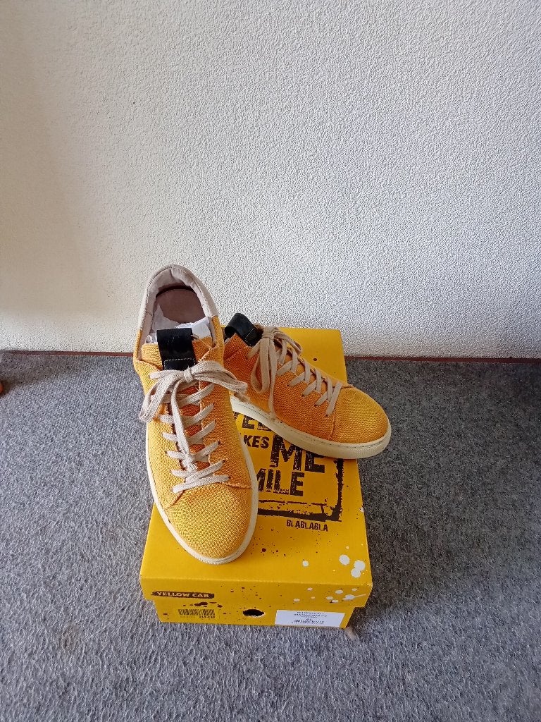 Heren sneaker, Ophalen of Verzenden, Zo goed als nieuw, Overige kleuren