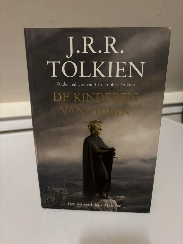 De Kinderen van Húrin - J.R.R. Tolkien - Alan Lee illustrati, Ophalen of Verzenden, Zo goed als nieuw