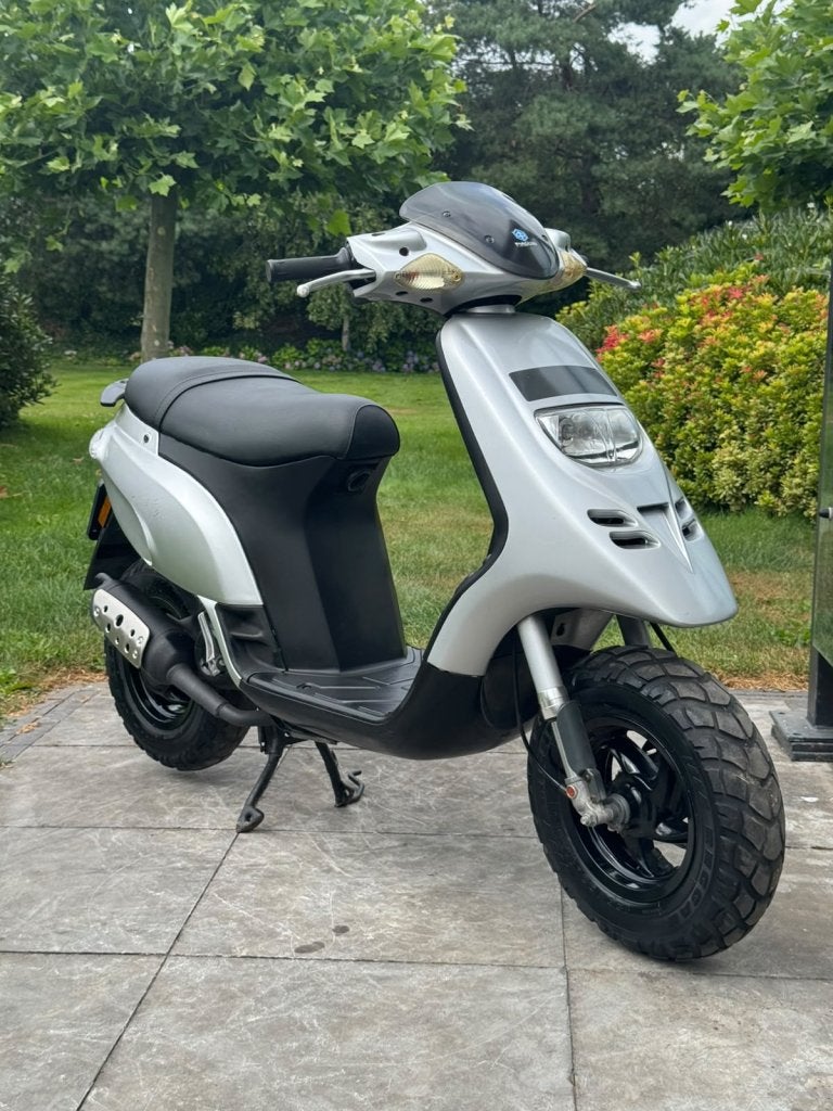 ⭐️Piaggio Typhoon 50cc 2 takt brom zilver nette staat⭐️, Niet ingevuld, Niet ingevuld, Niet ingevuld