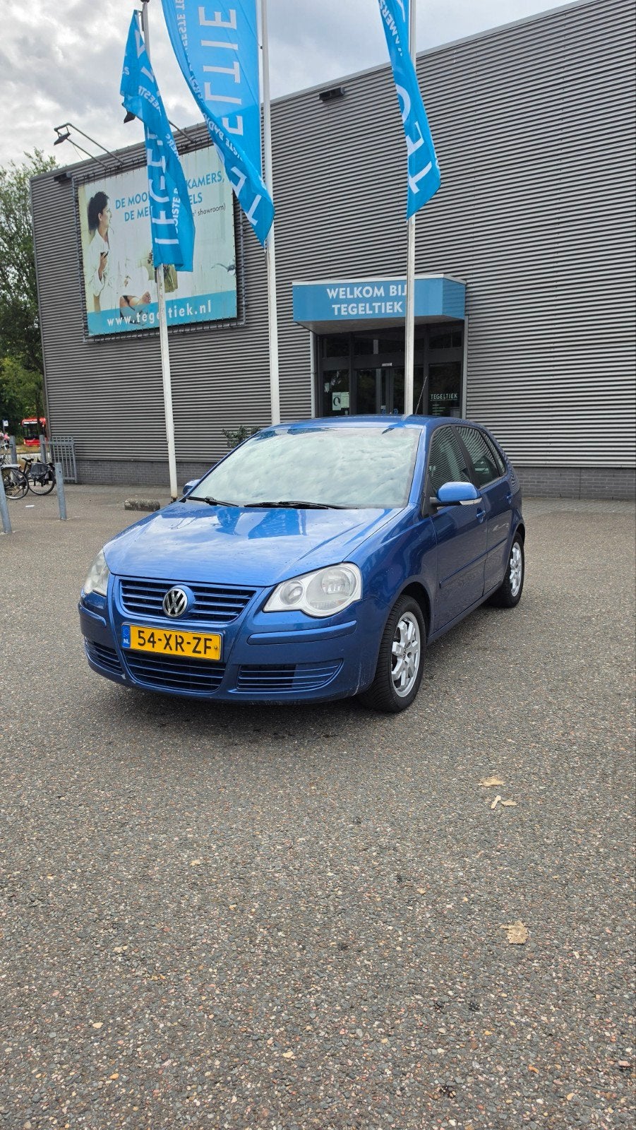 Volkswagen Polo 1.4 16V 59KW 2007 Blauw, Auto's, Volkswagen, Voorwielaandrijving, 40 €/maand, Zwart, 4 cilinders