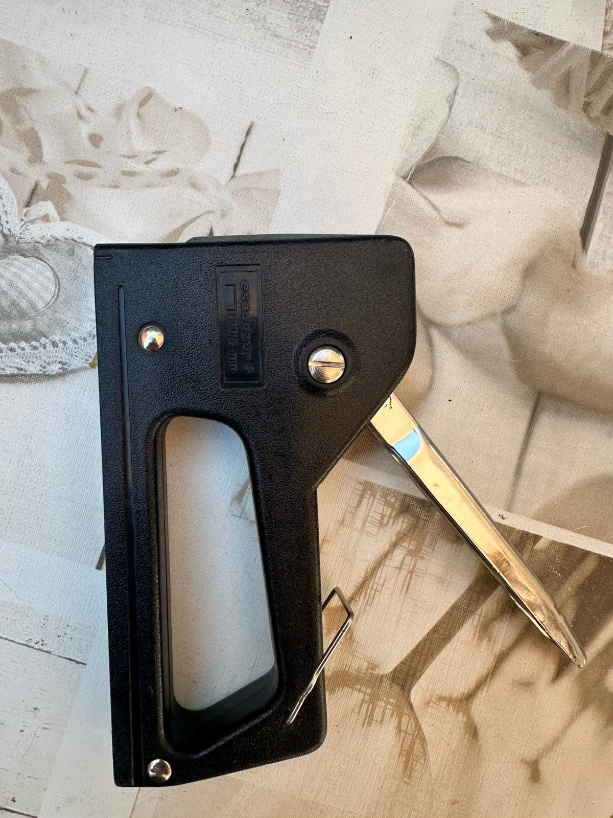 Derby S 530 nietpistool / tacker., Ophalen of Verzenden