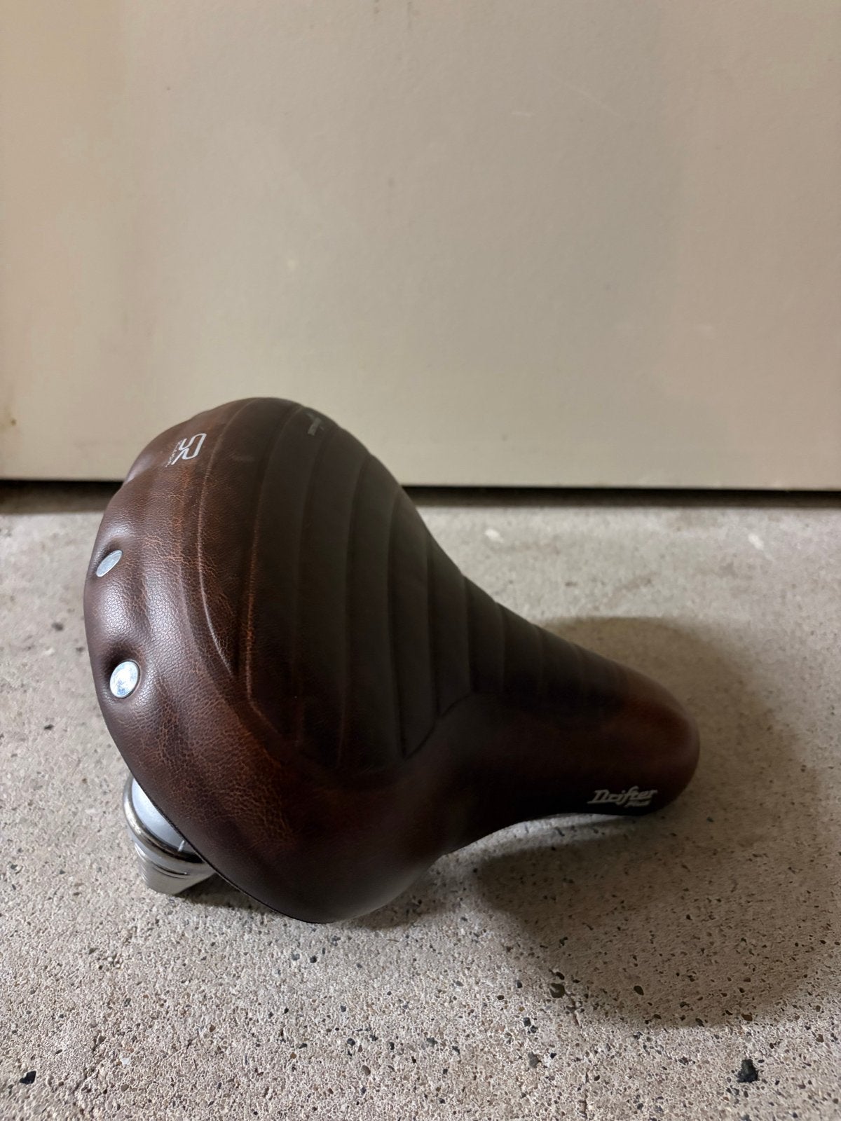 Selle Royal Drifter Plus Zadel - Bruin, Zo goed als nieuw, Kunststof, Ophalen of Verzenden, Zo goed als nieuw, Zadel